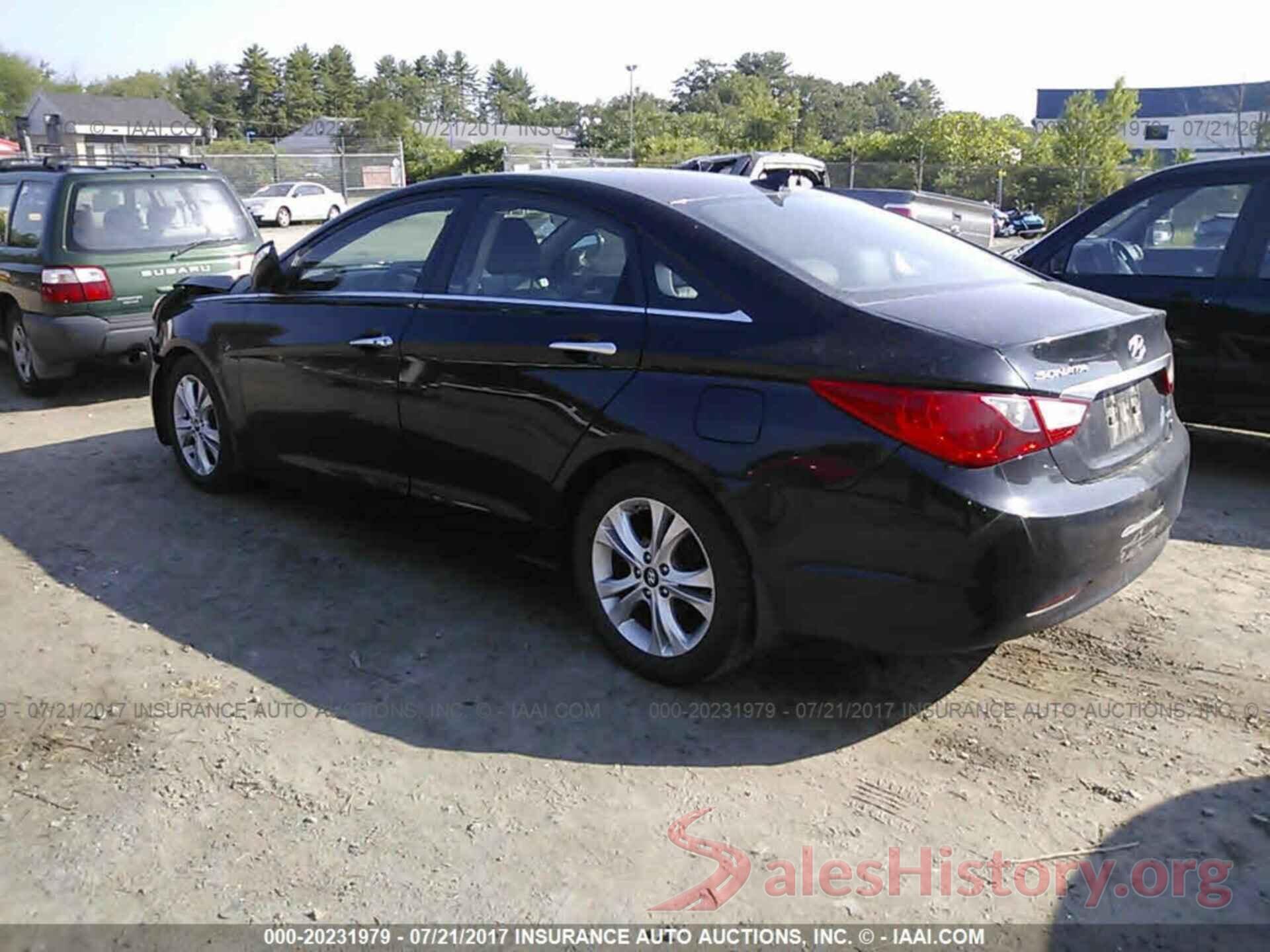 5NPEC4AC9BH035025 2011 Hyundai Sonata