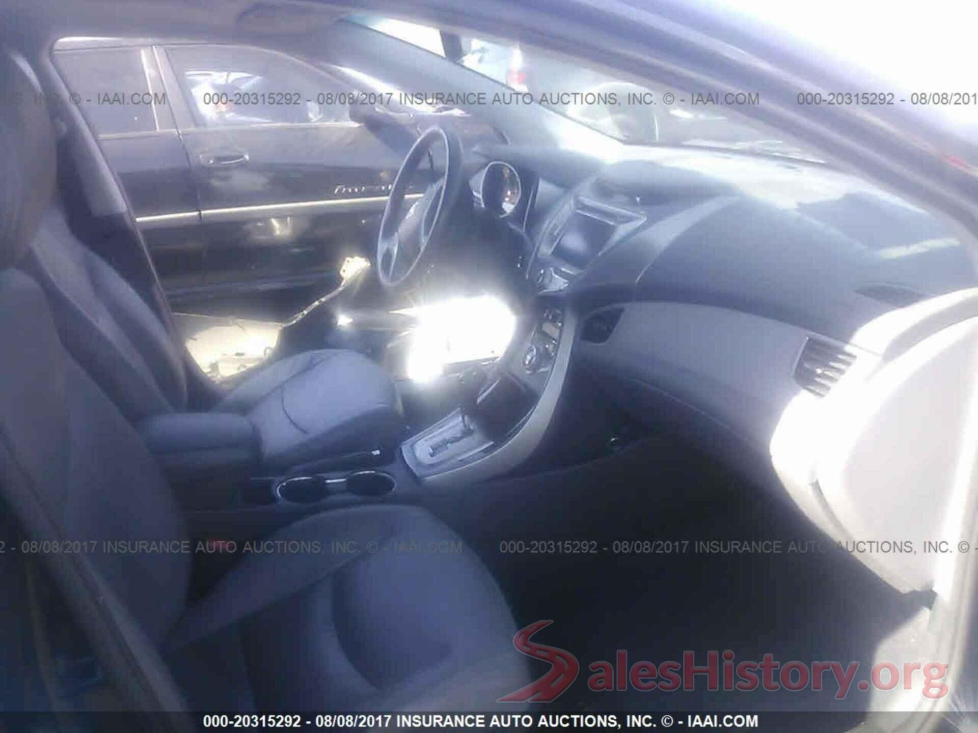 KMHDH4AE1DU704147 2013 Hyundai Elantra