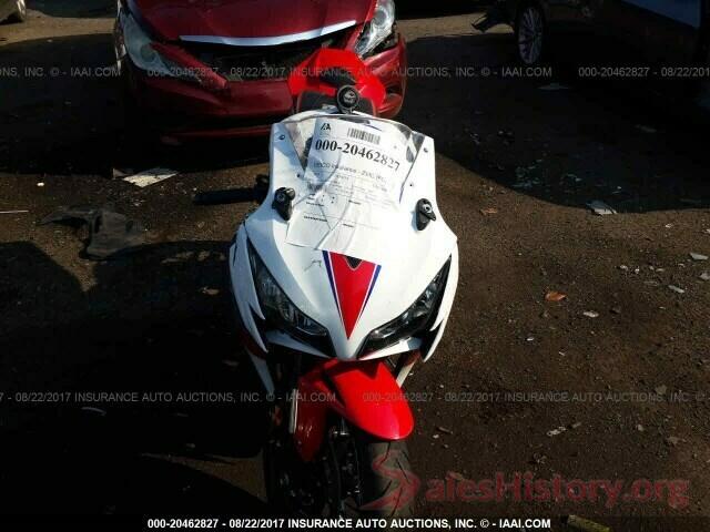 JH2SC5901FK700081 2015 Honda Cbr1000