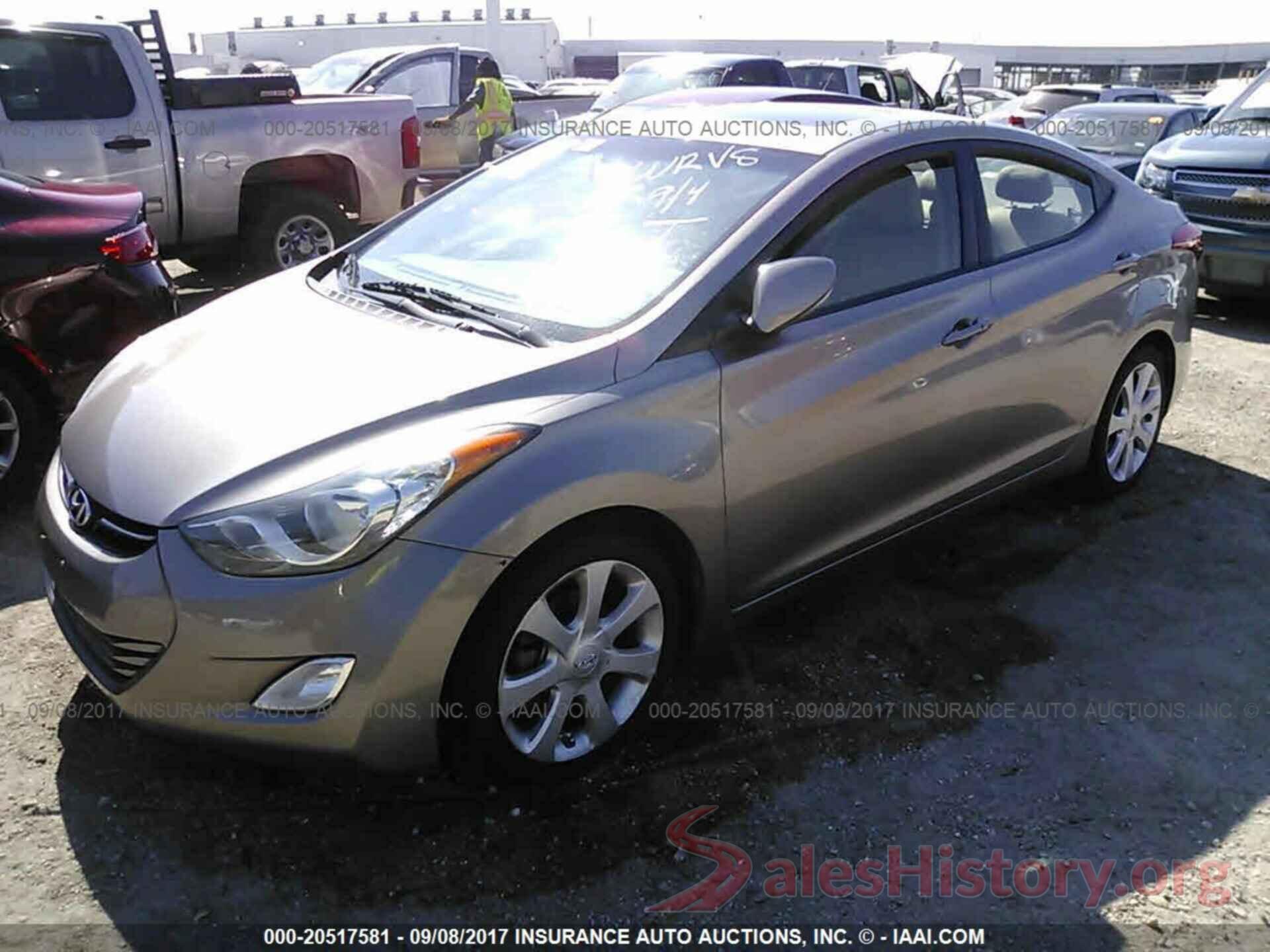 5NPDH4AE5DH200389 2013 Hyundai Elantra