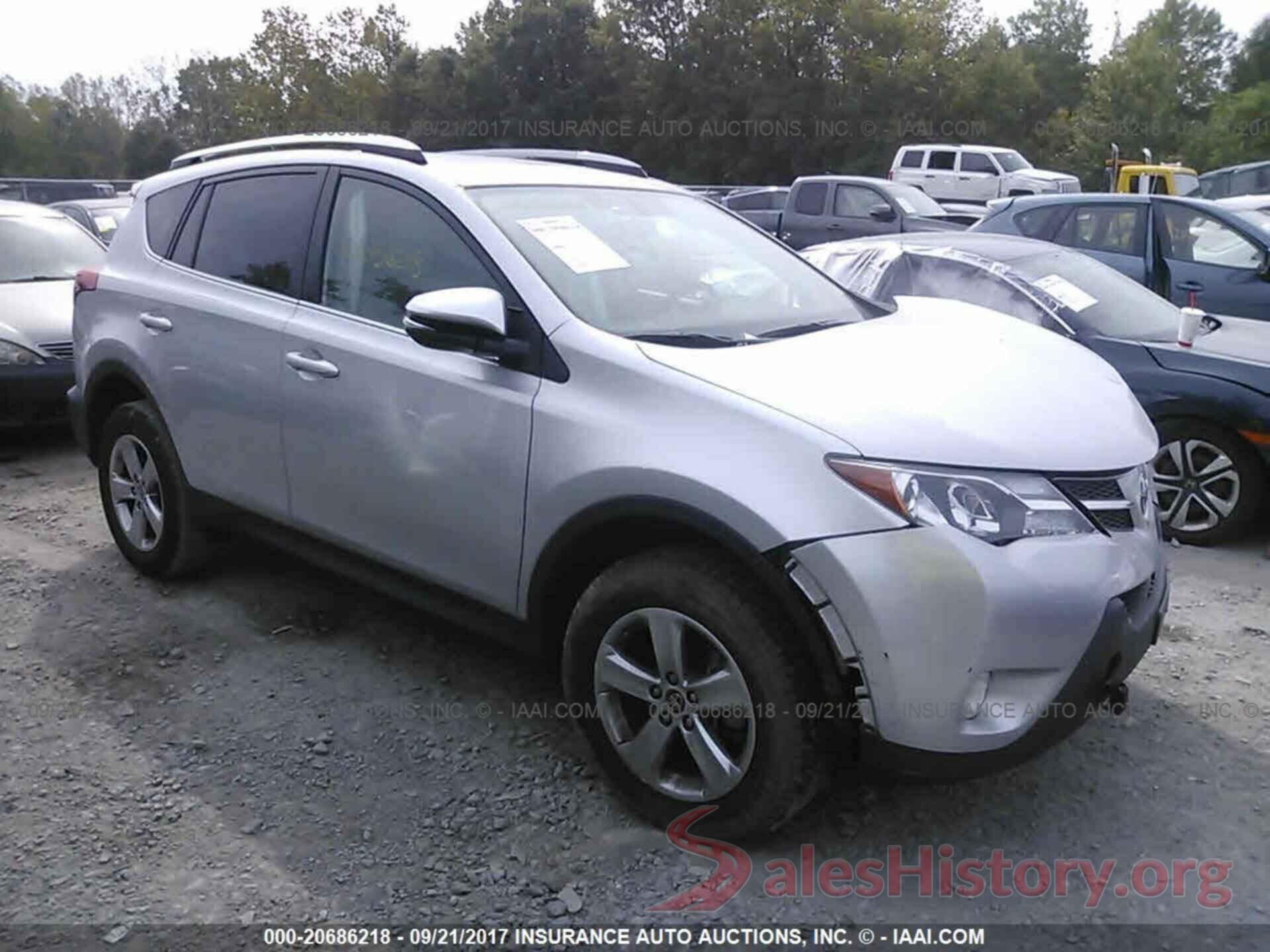 2T3RFREV8FW310805 2015 Toyota Rav4