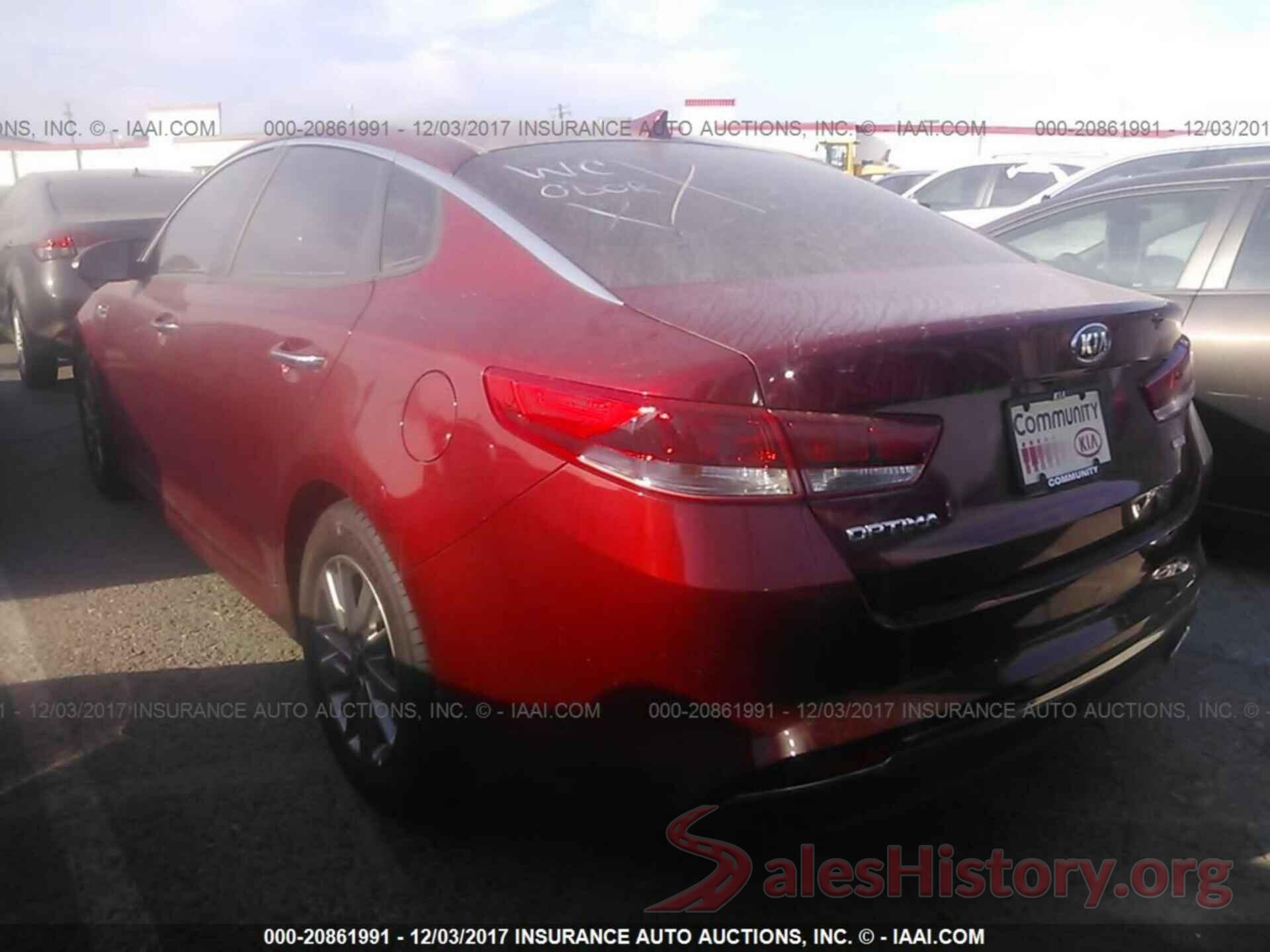 5XXGT4L18HG124562 2017 Kia Optima