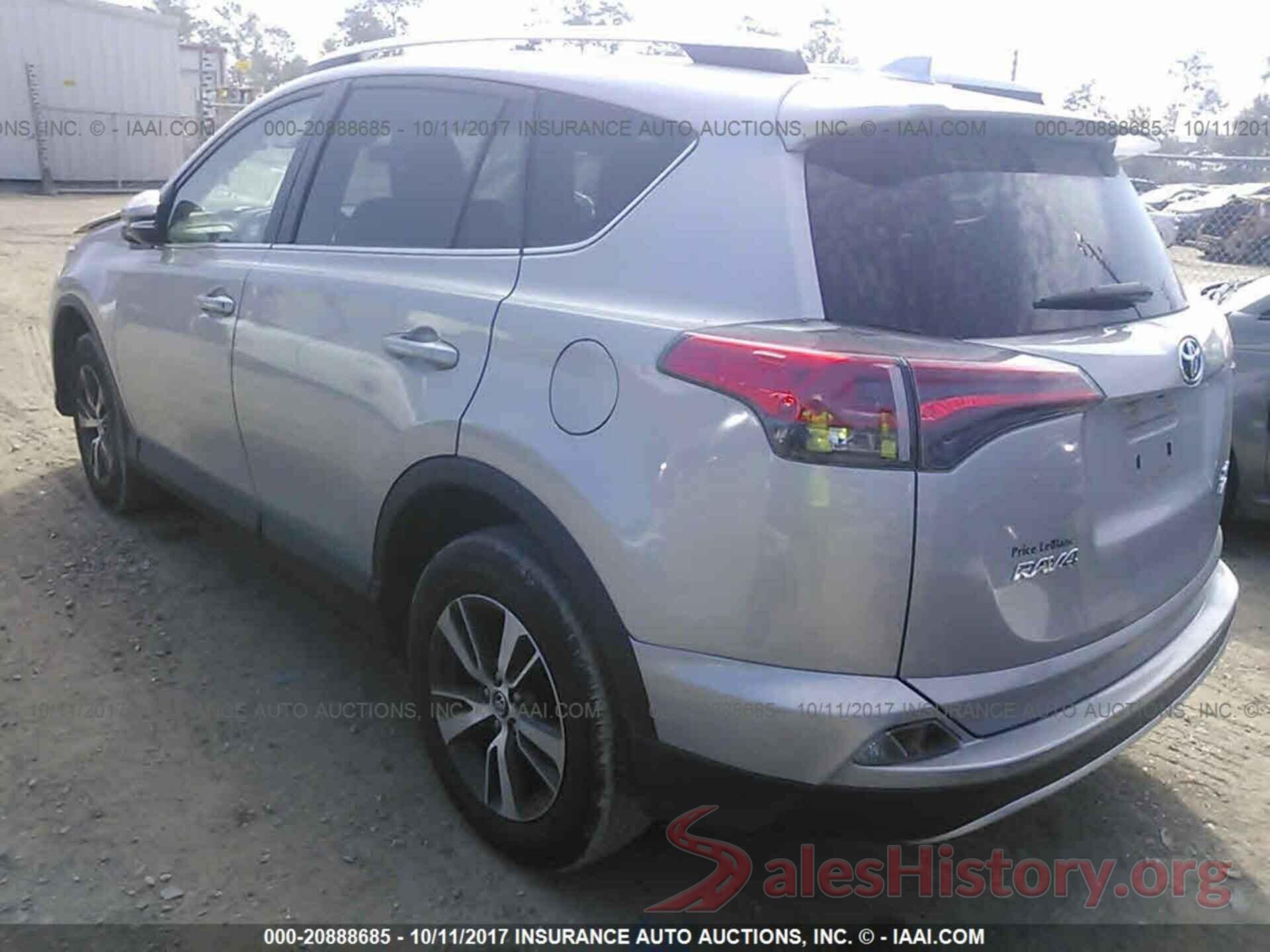 2T3RFREV7GW439927 2016 Toyota Rav4