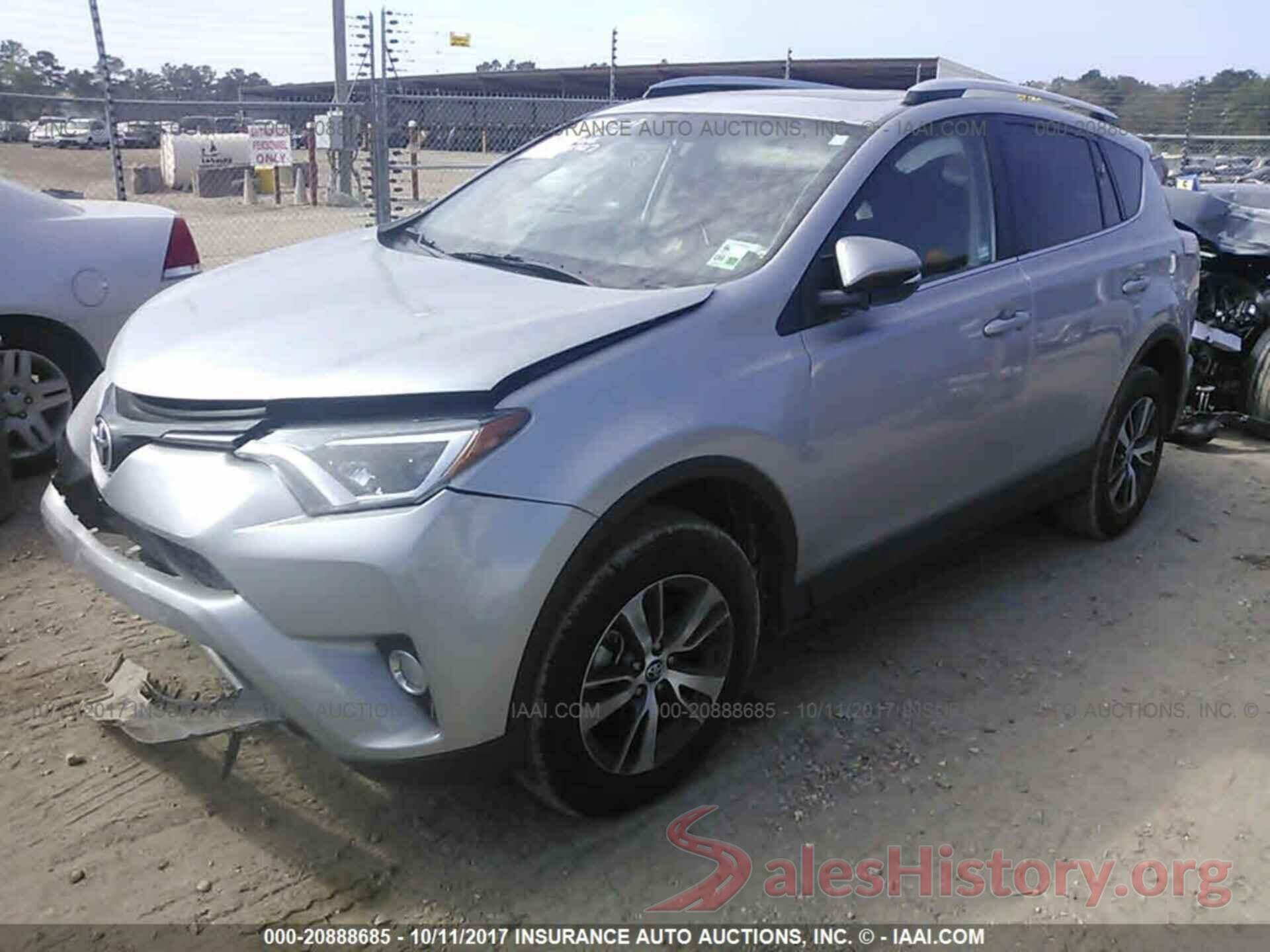 2T3RFREV7GW439927 2016 Toyota Rav4