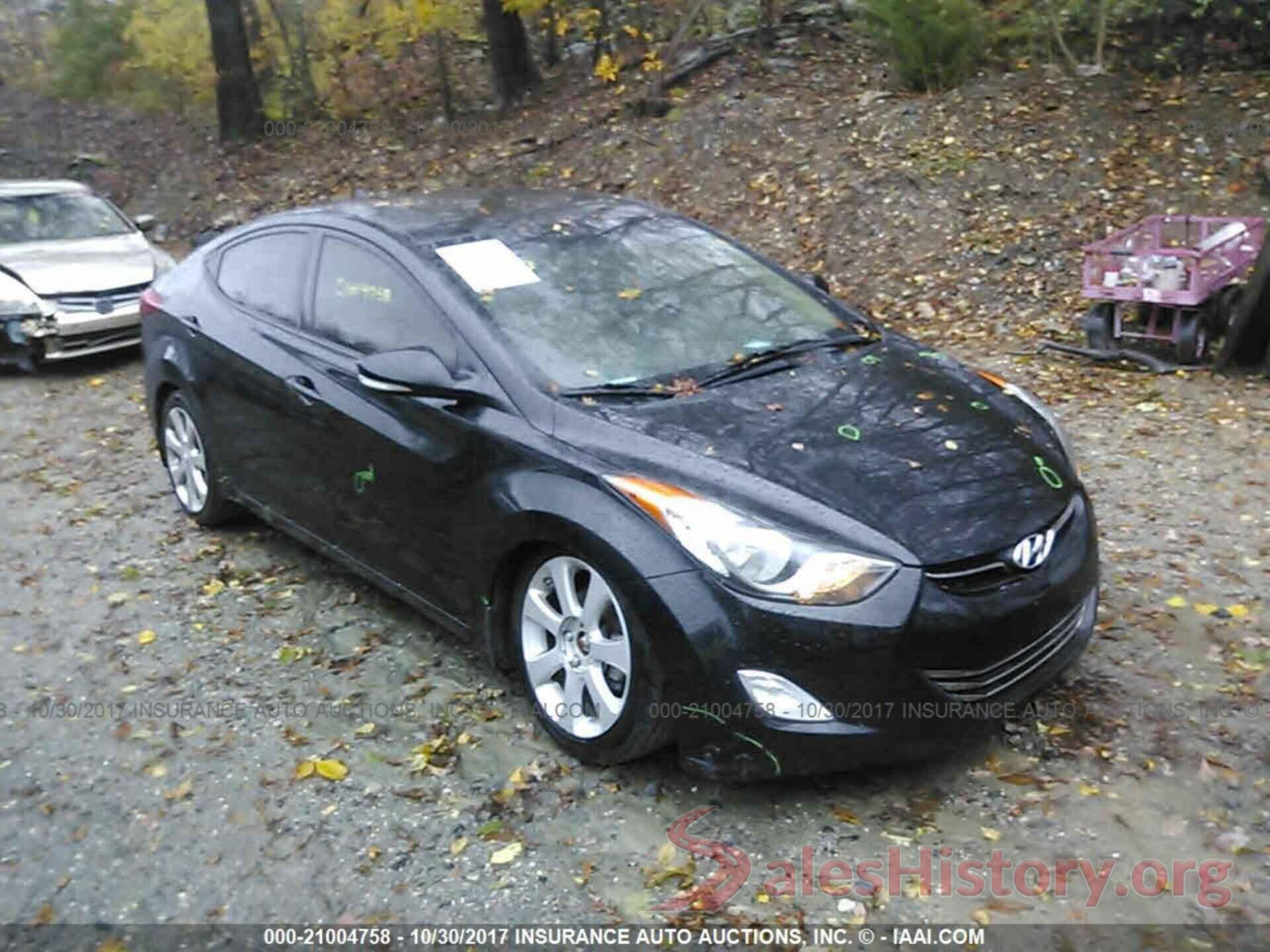 5NPDH4AE6DH208890 2013 Hyundai Elantra