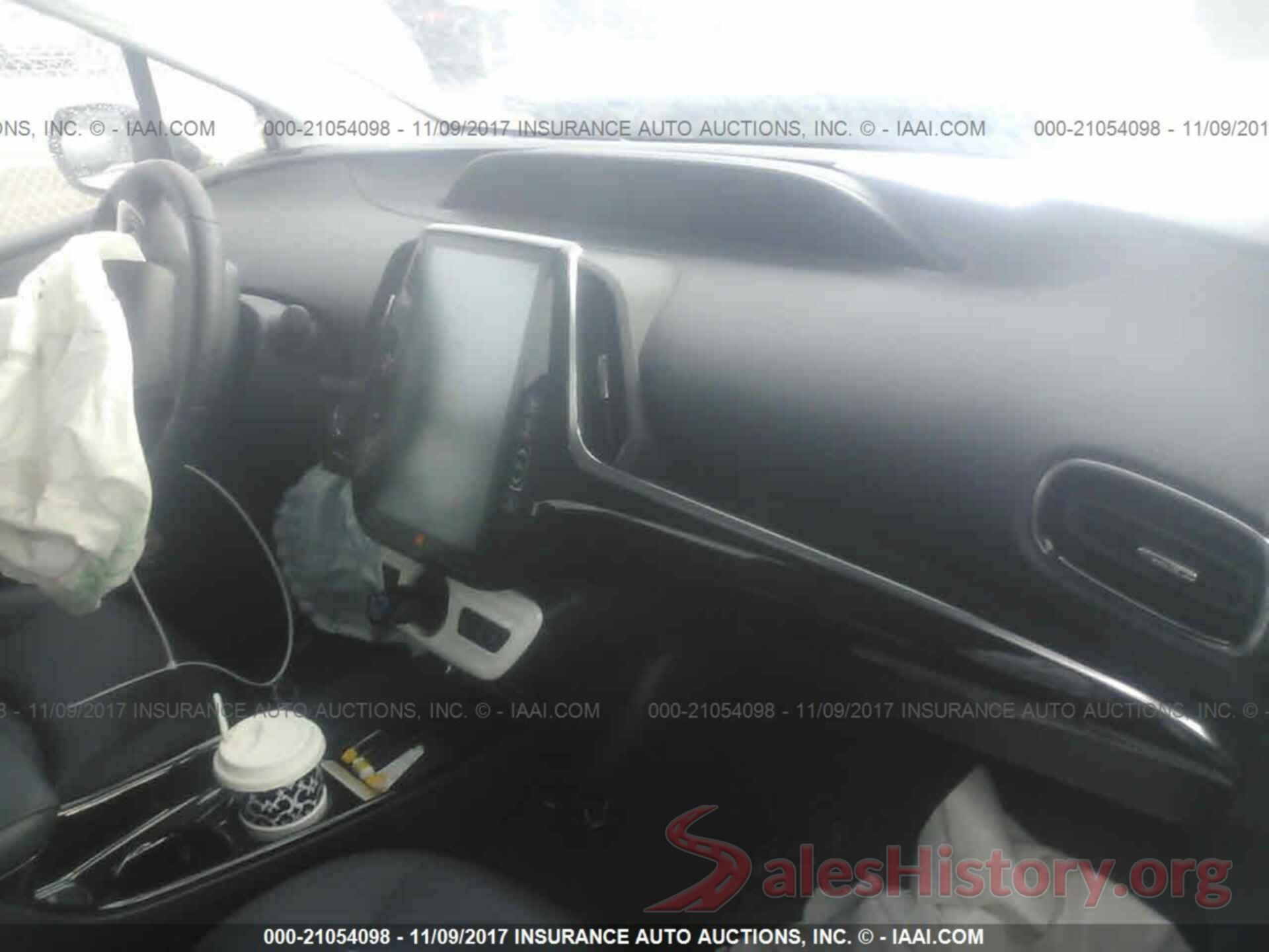 JTDKARFPXH3003724 2017 Toyota Prius