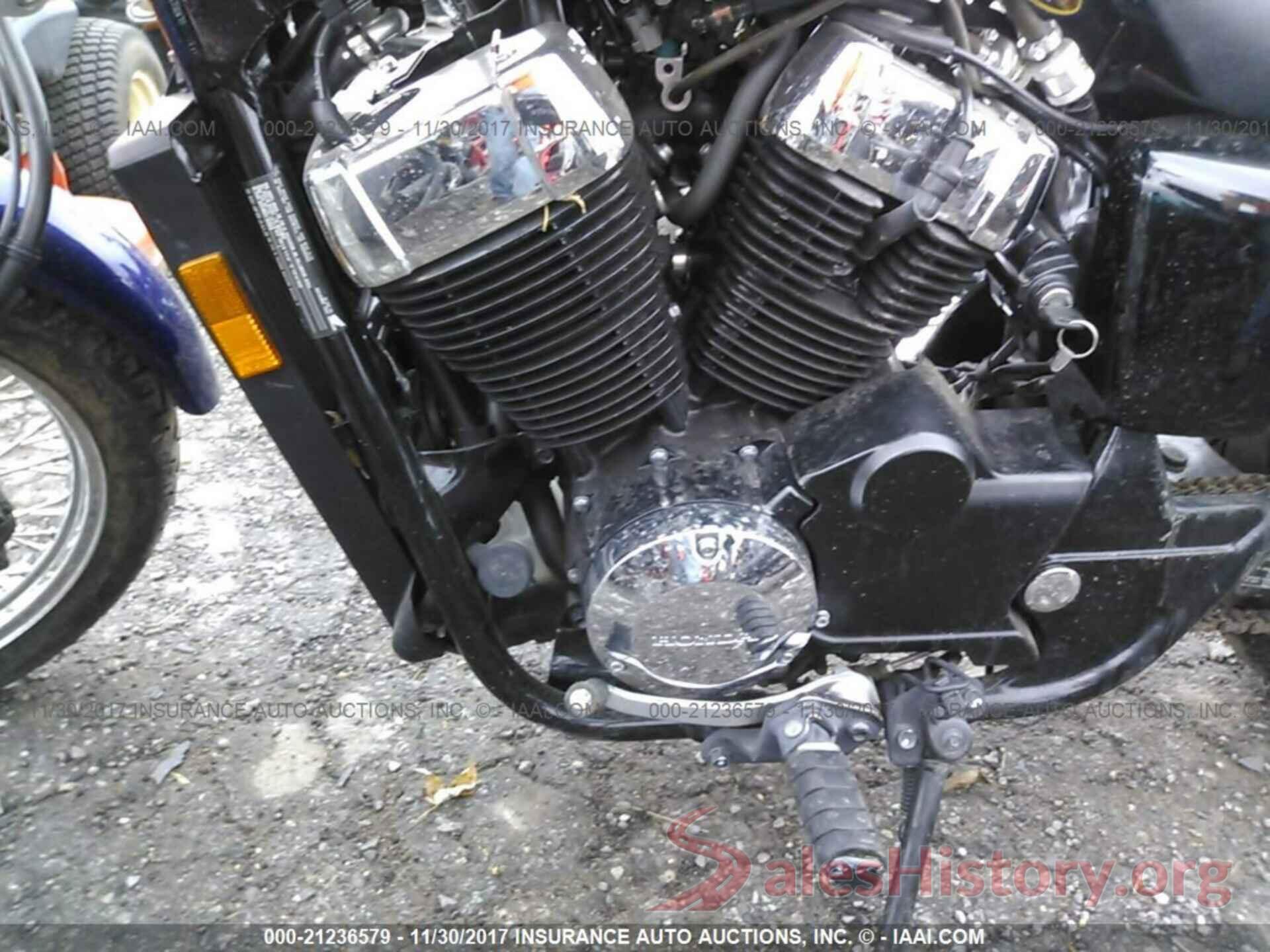 JH2RC5885BK000399 2011 Honda Vt750