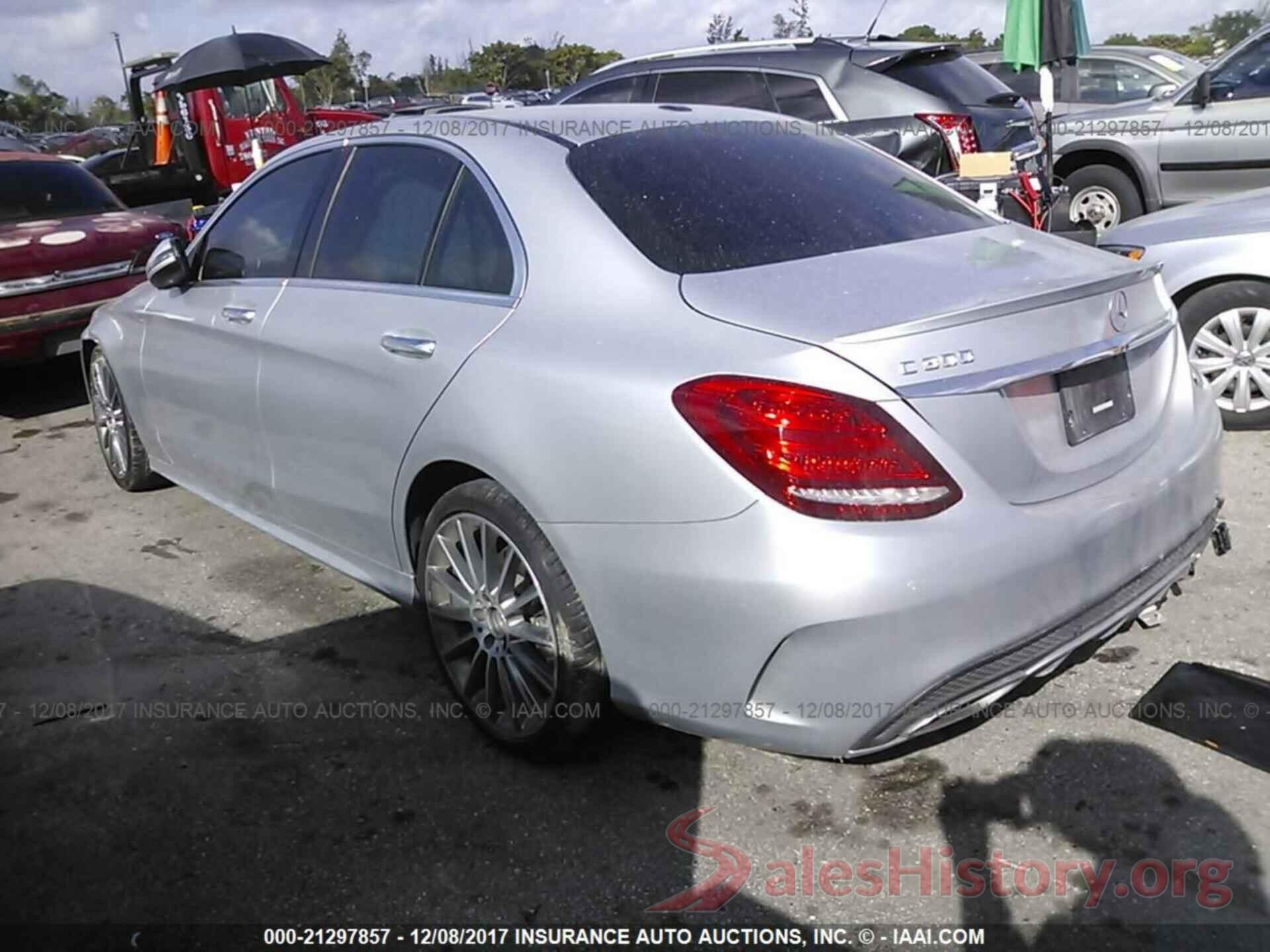 55SWF4JB2GU132431 2016 Mercedes-benz C