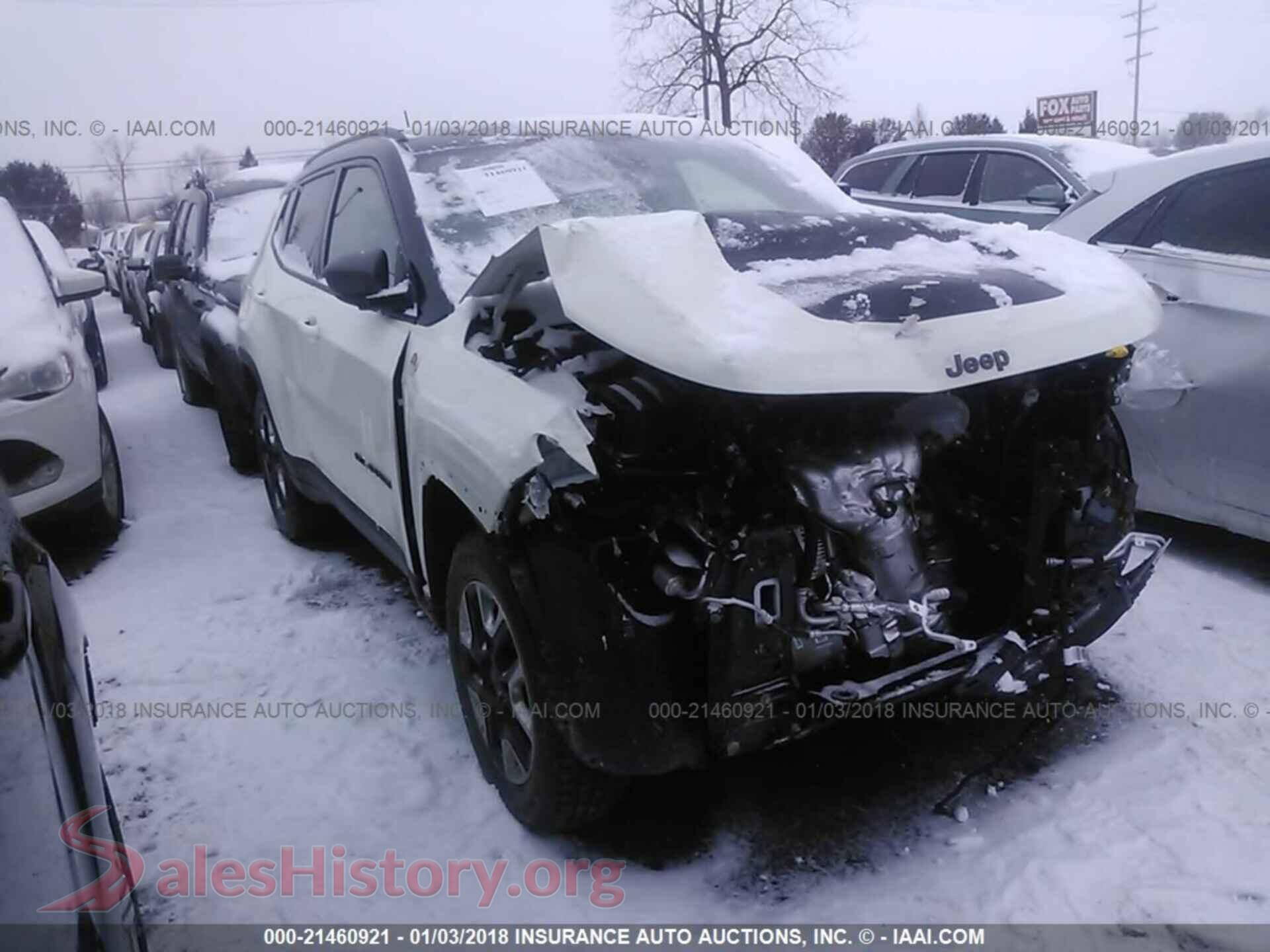 3C4NJDDB9JT163496 2018 Jeep Compass