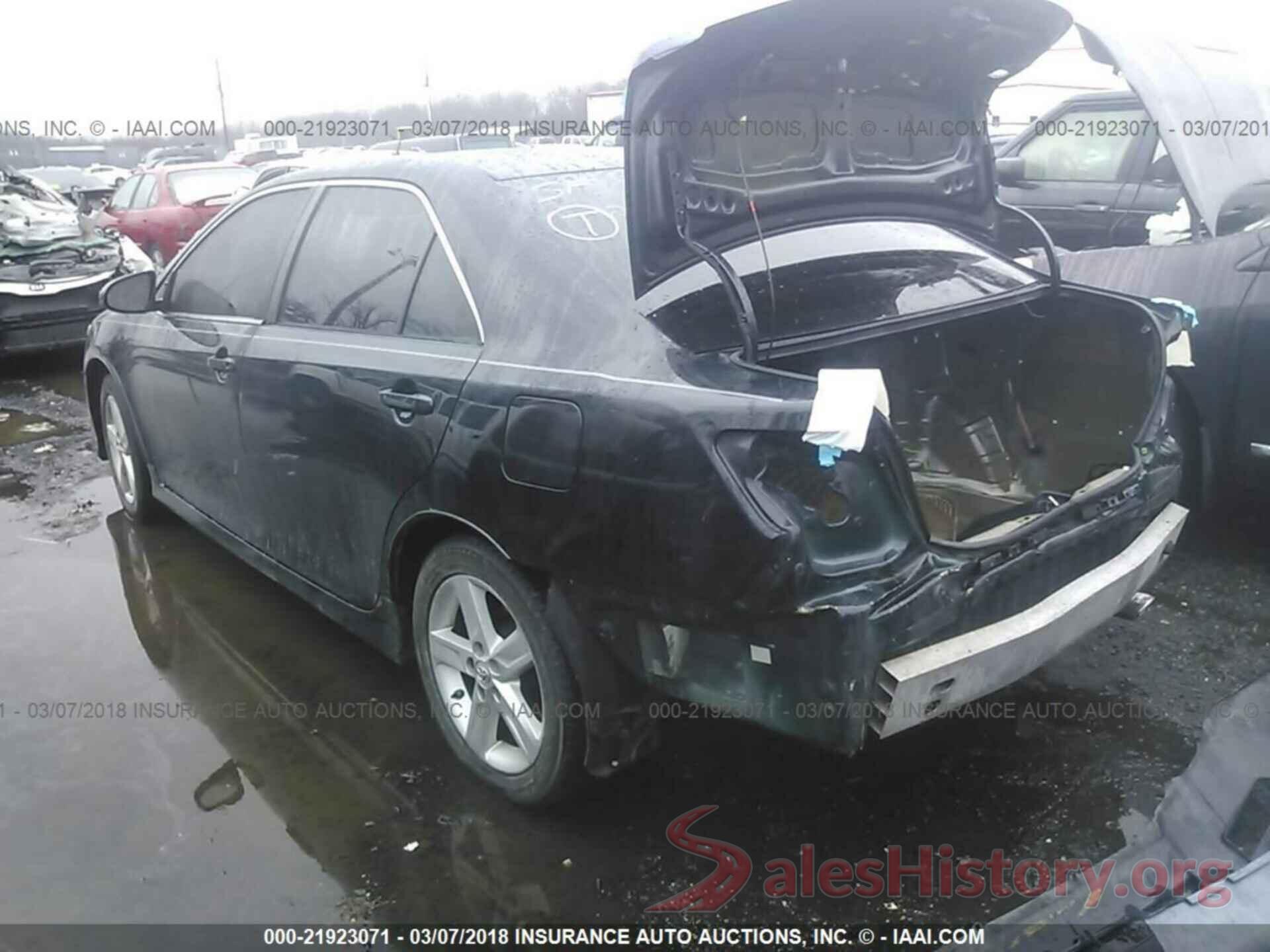 4T1BF1FKXEU387058 2014 Toyota Camry