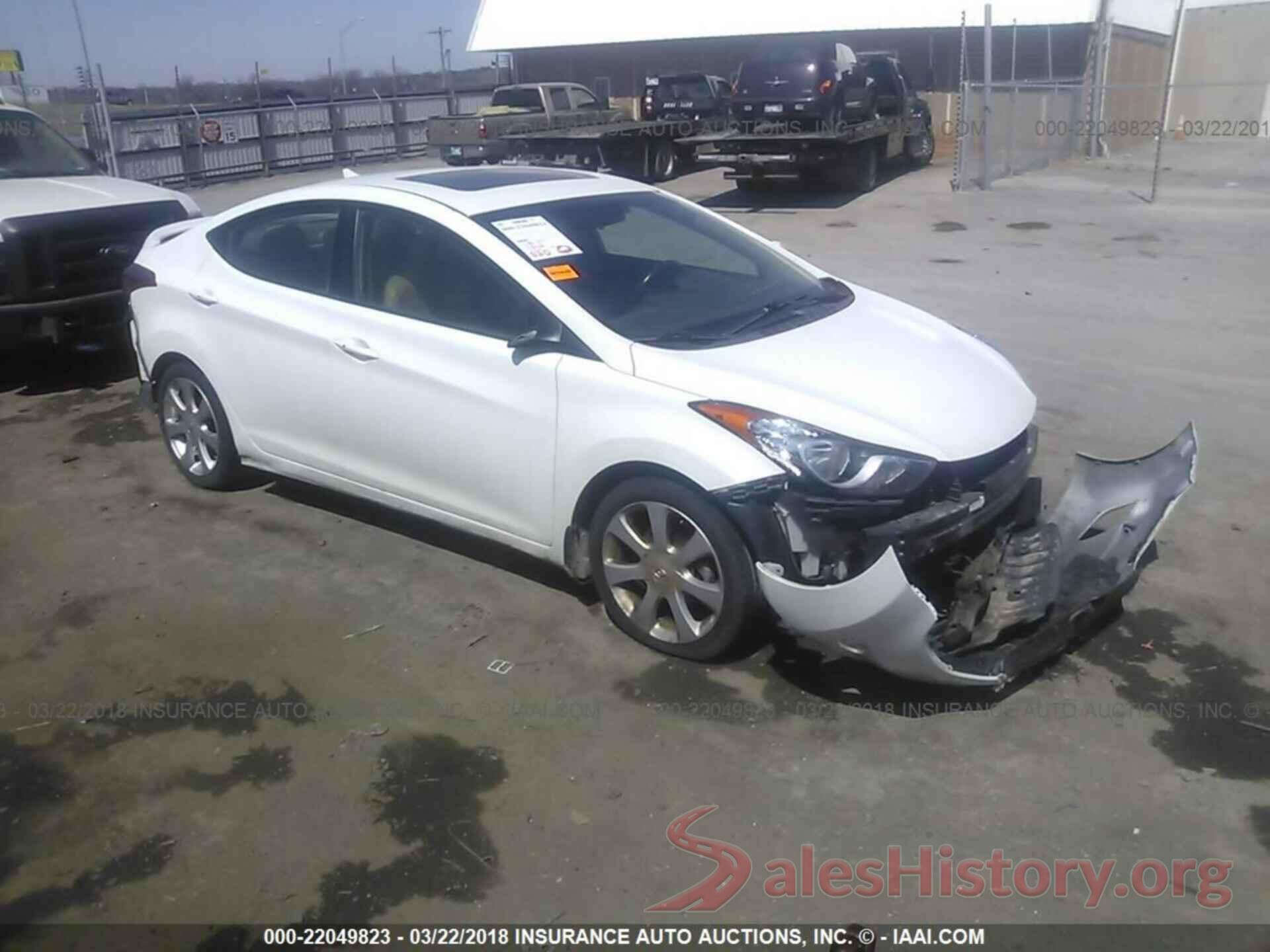 5NPDH4AE3DH425944 2013 Hyundai Elantra