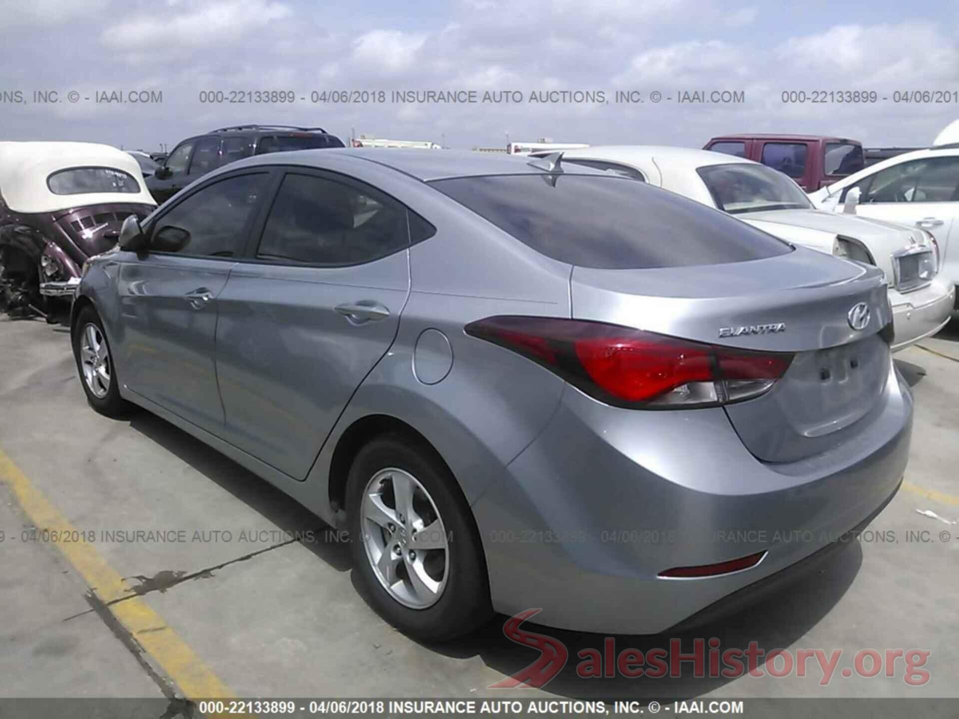 5NPDH4AE8FH580461 2015 Hyundai Elantra