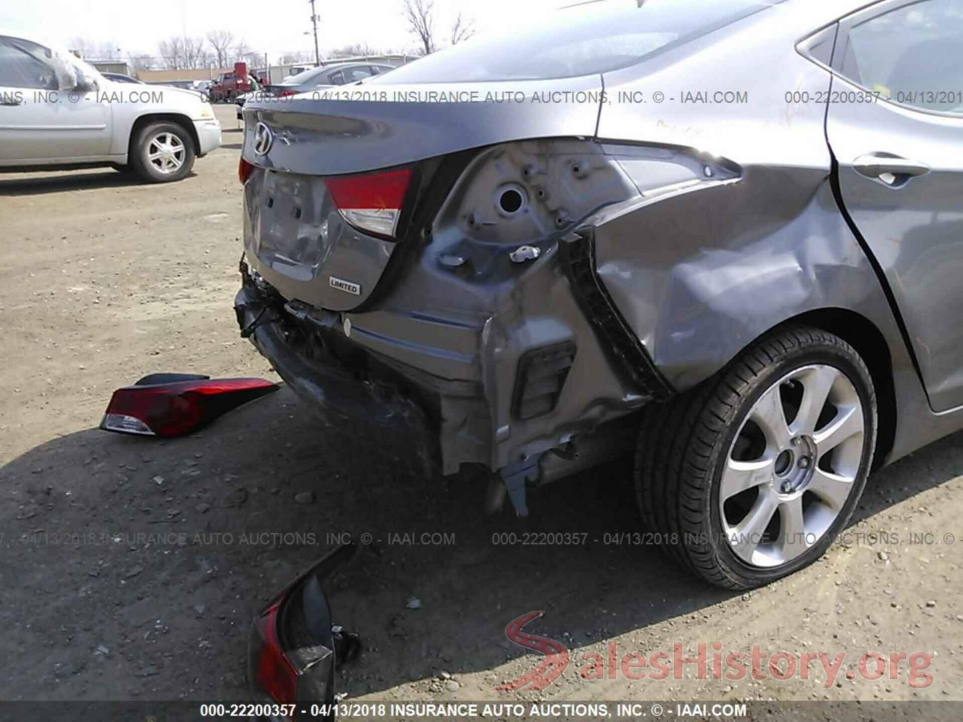 5NPDH4AE4DH443157 2013 Hyundai Elantra