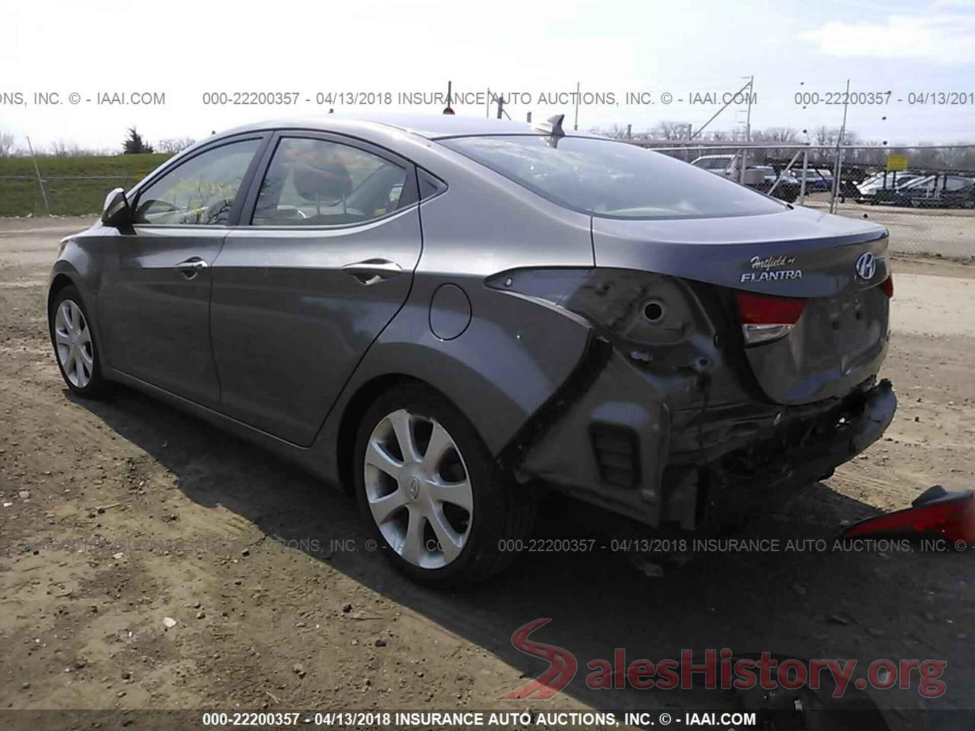 5NPDH4AE4DH443157 2013 Hyundai Elantra