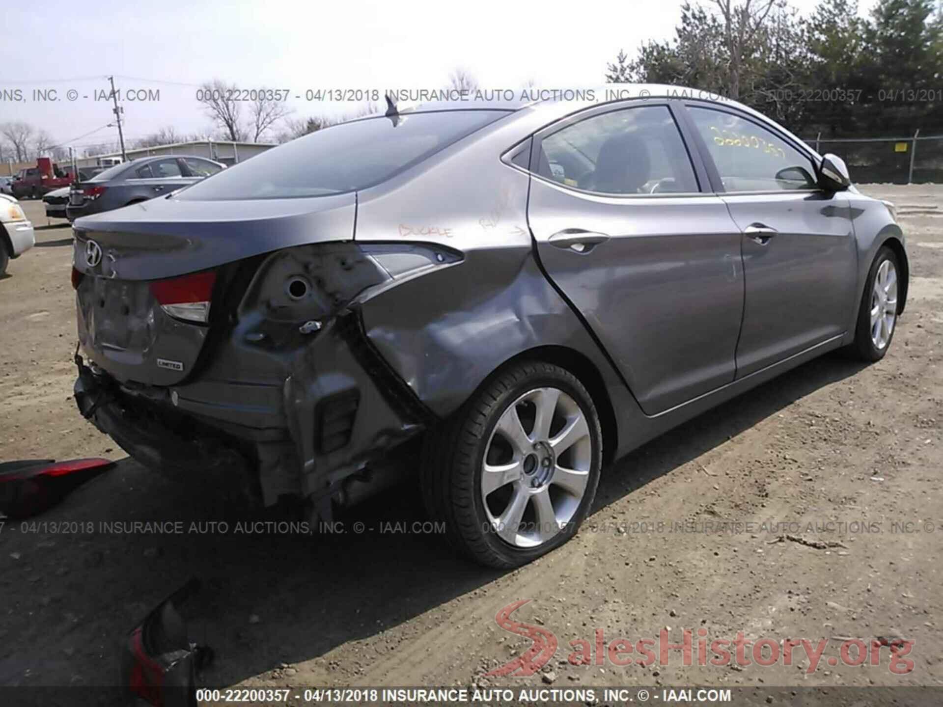 5NPDH4AE4DH443157 2013 Hyundai Elantra