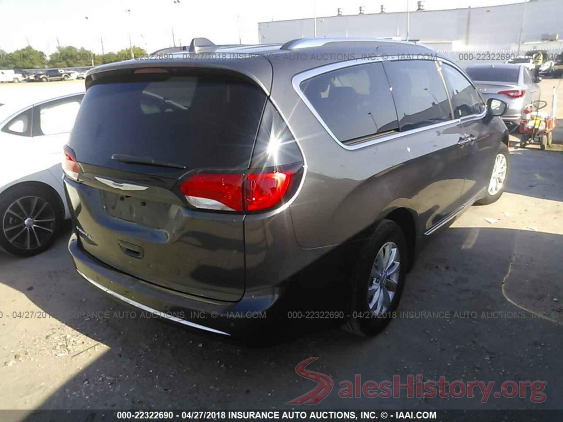 2C4RC1BG2JR214087 2018 Chrysler Pacifica