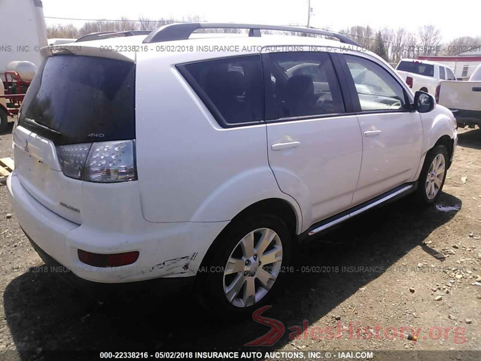 JA4JT3AW8DU021011 2013 Mitsubishi Outlander