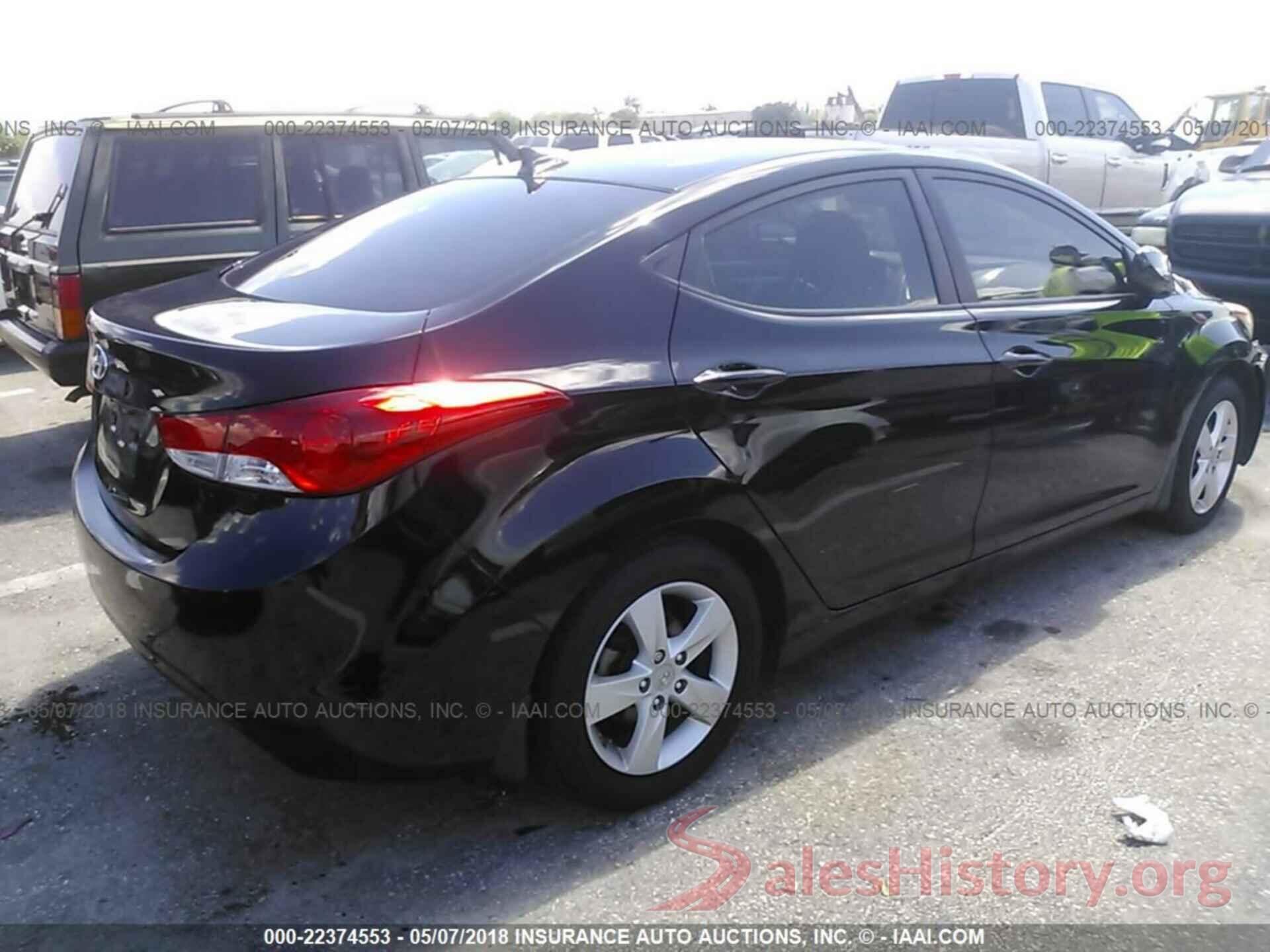 KMHDH4AE2CU401733 2012 Hyundai Elantra