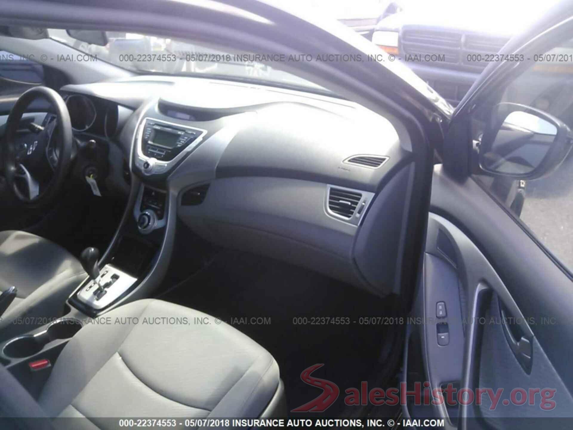 KMHDH4AE2CU401733 2012 Hyundai Elantra