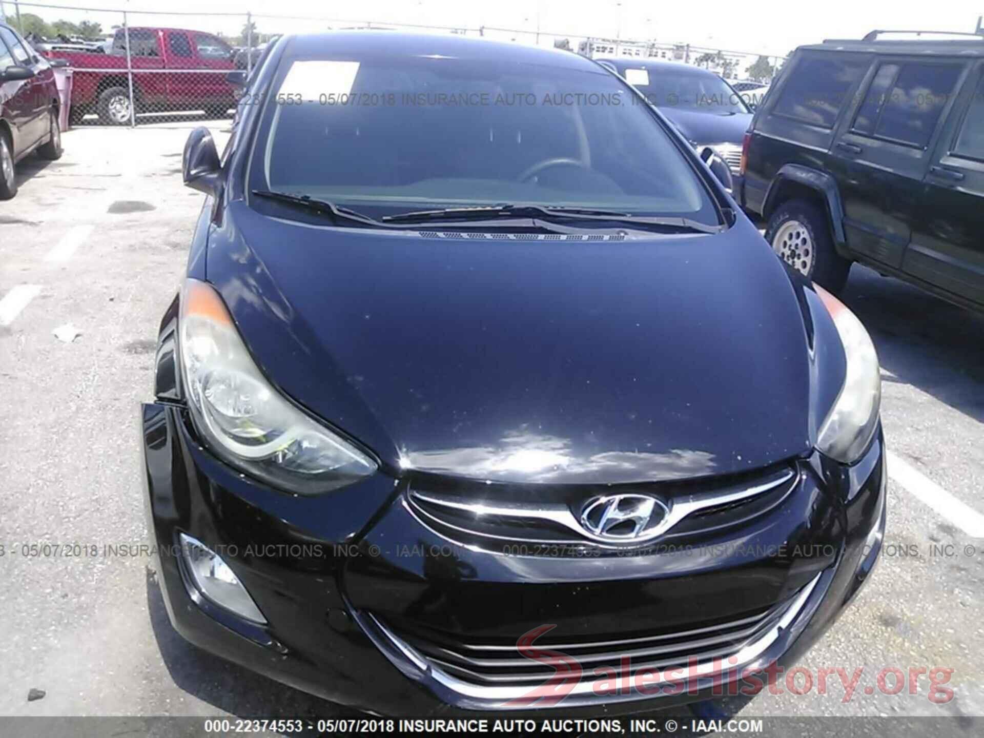 KMHDH4AE2CU401733 2012 Hyundai Elantra