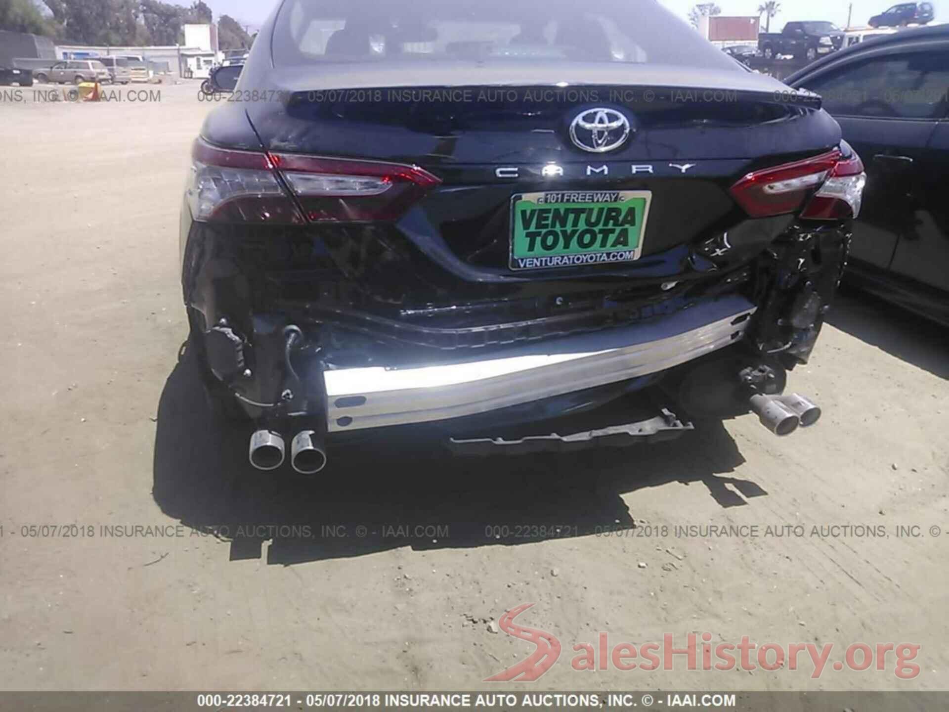 4T1B61HK9JU071268 2018 Toyota Camry