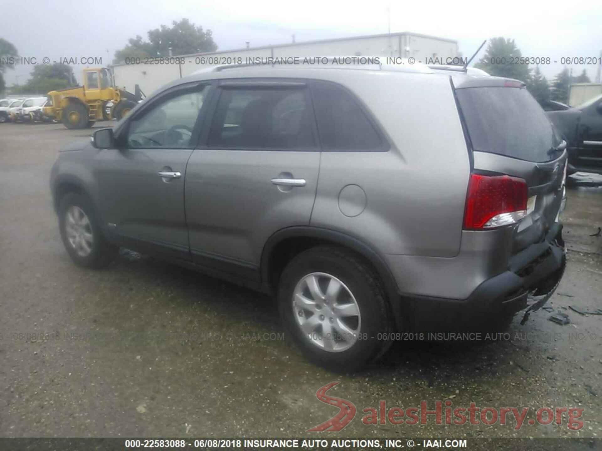 5XYKTDA18BG179741 2011 Kia Sorento