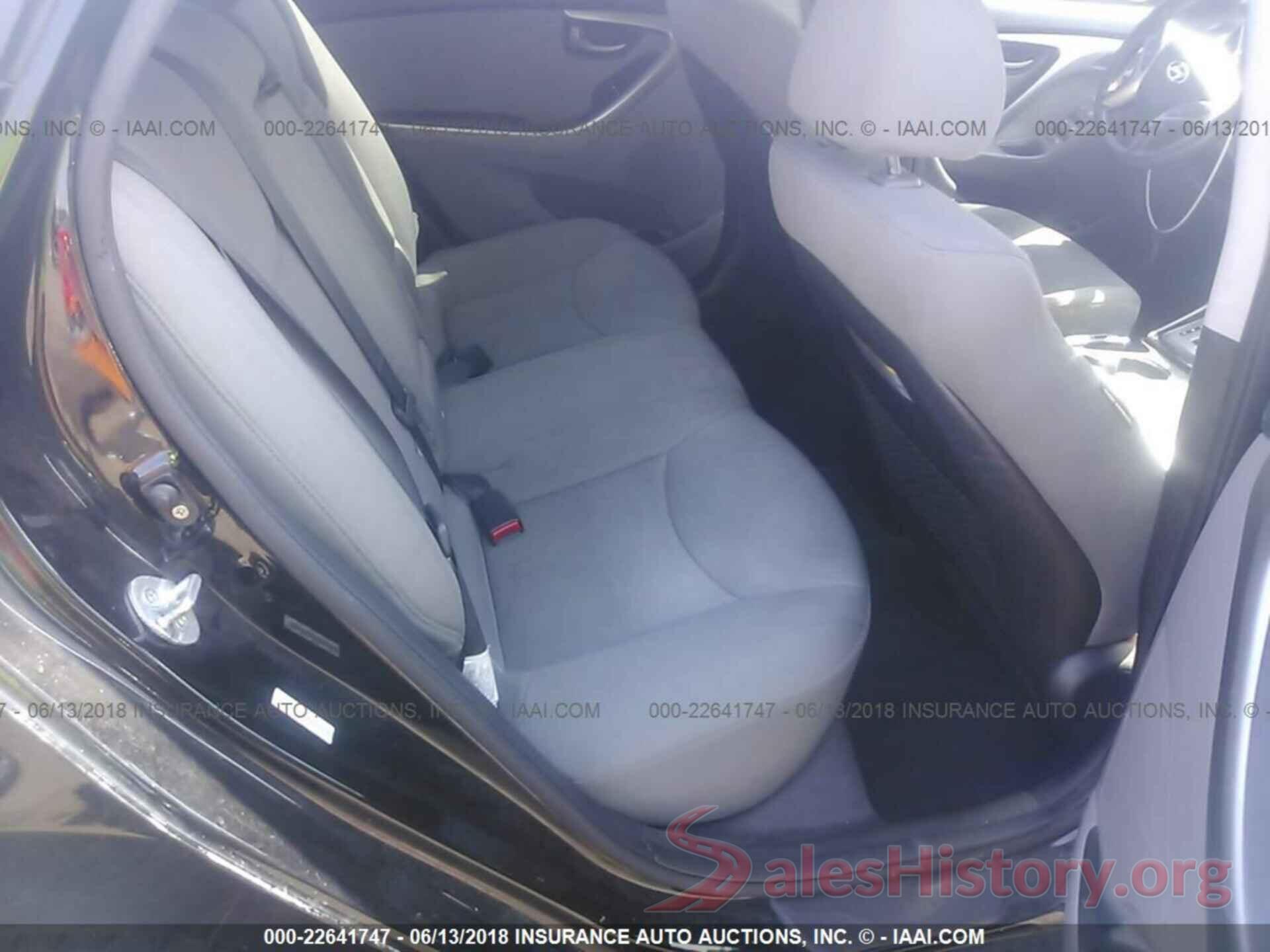 KMHDH4AE8DU887126 2013 Hyundai Elantra