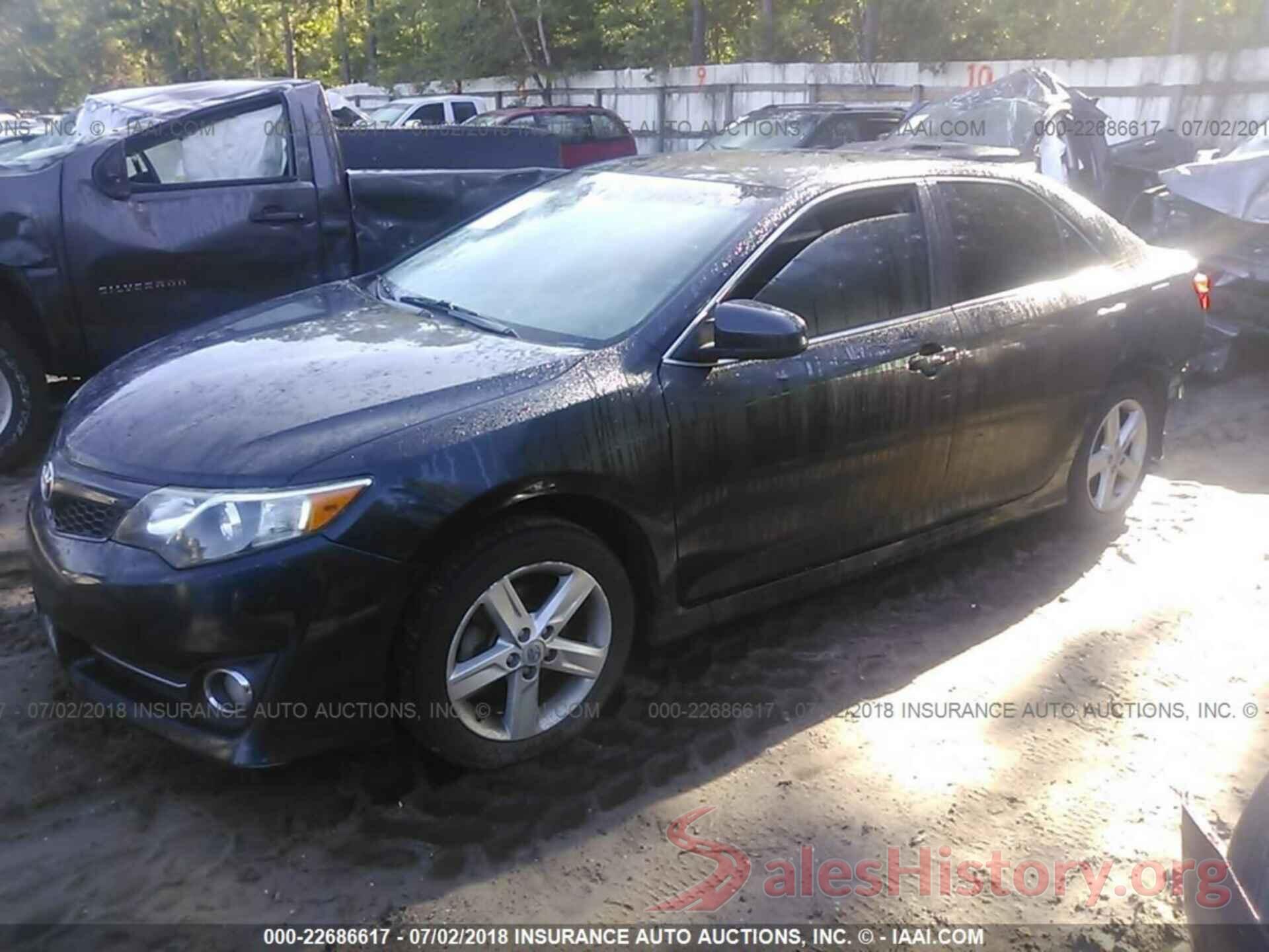 4T1BF1FK2CU139643 2012 Toyota Camry