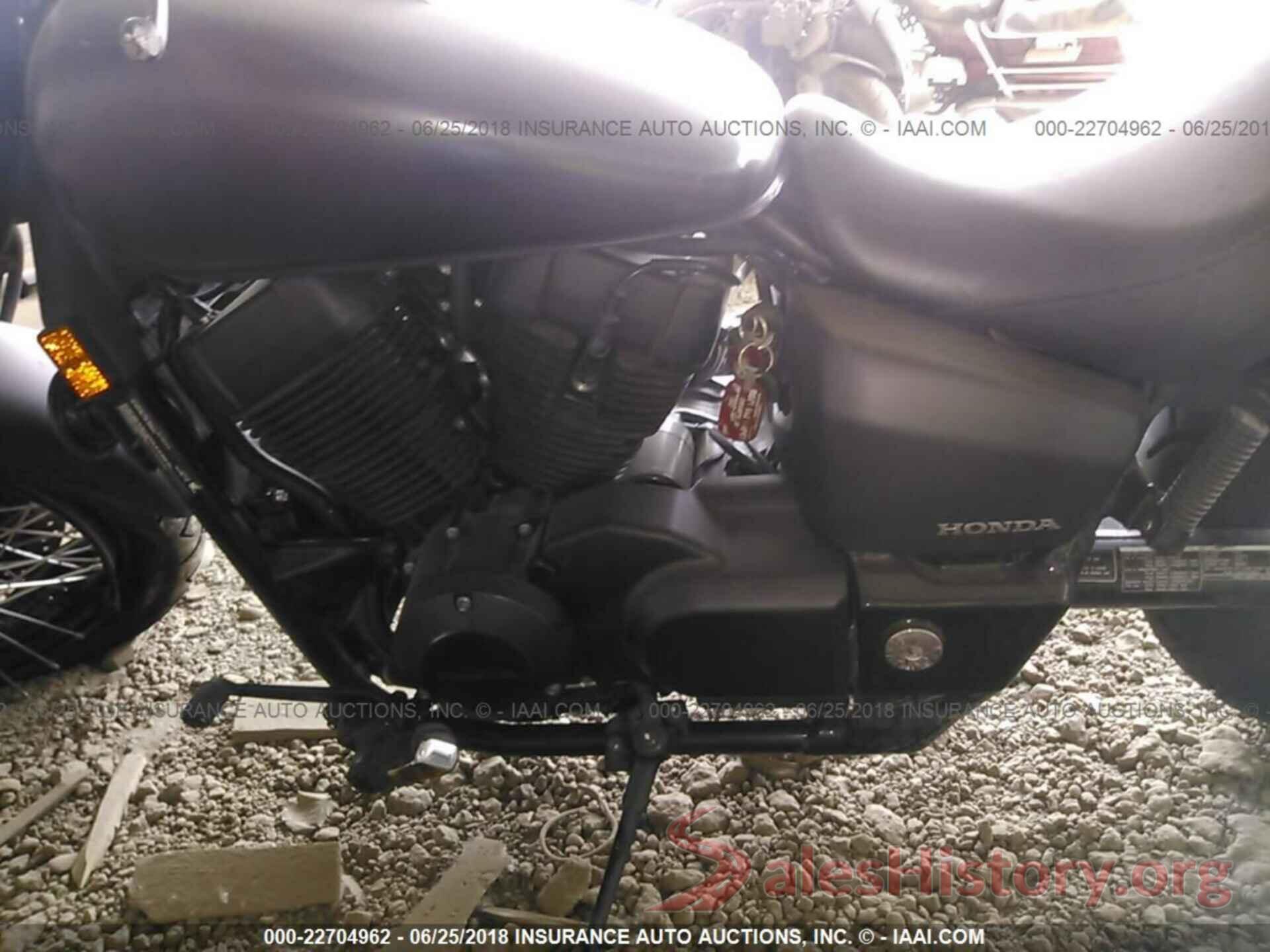 JH2RC5375HK700348 2017 Honda Vt750