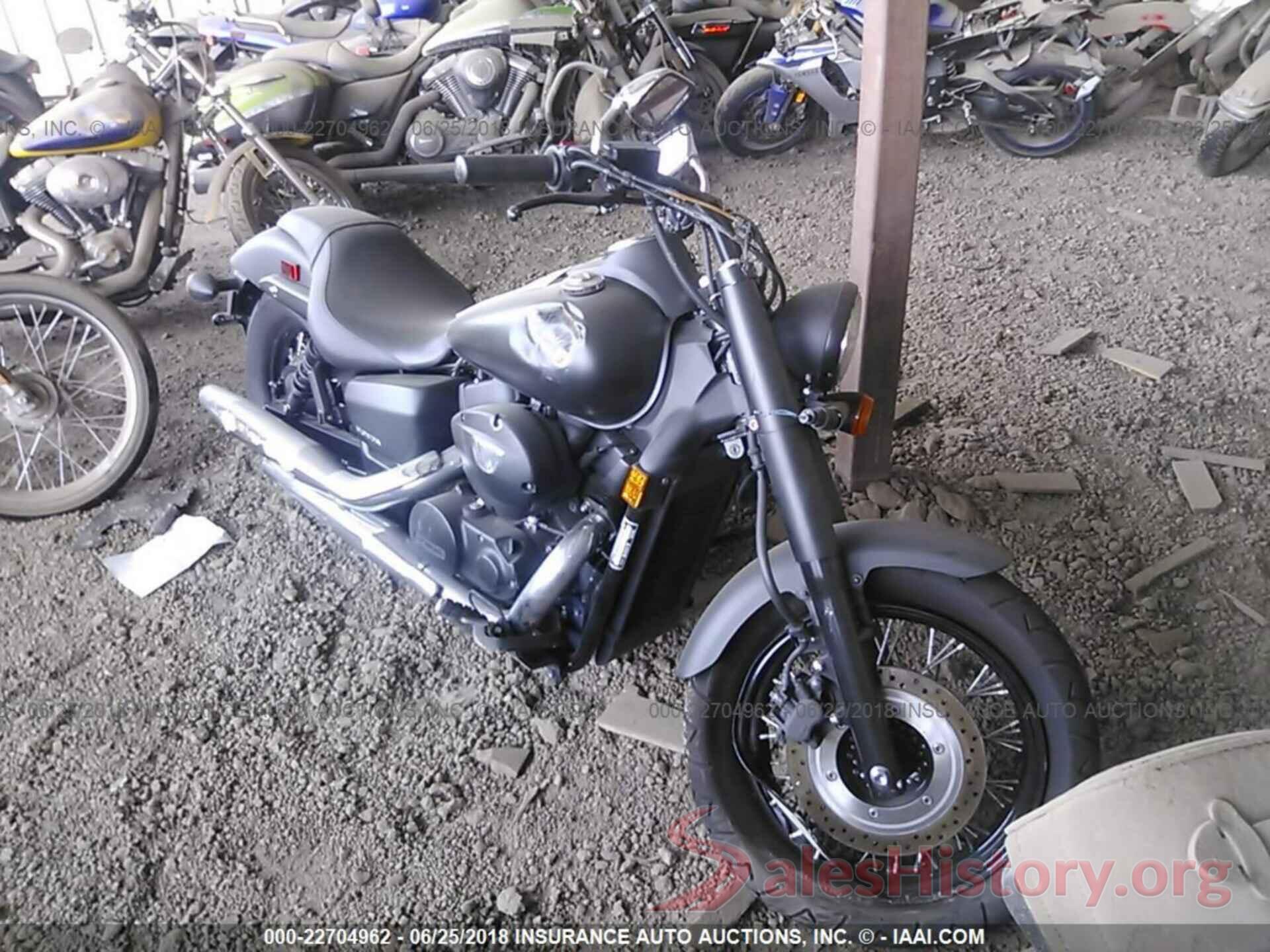 JH2RC5375HK700348 2017 Honda Vt750