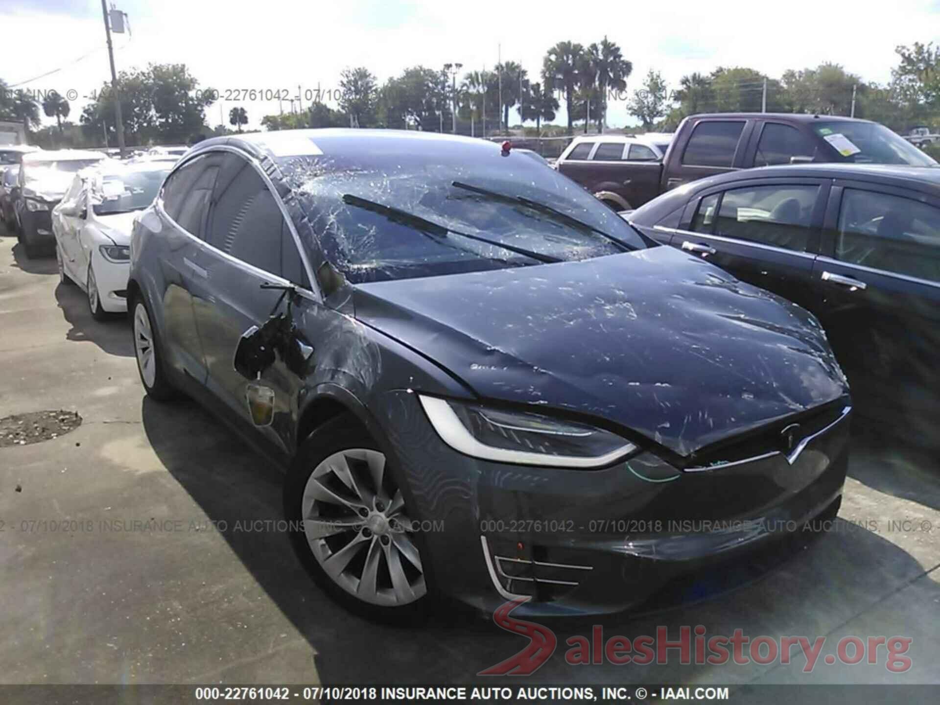 5YJXCBE23HF065045 2017 Tesla Model x