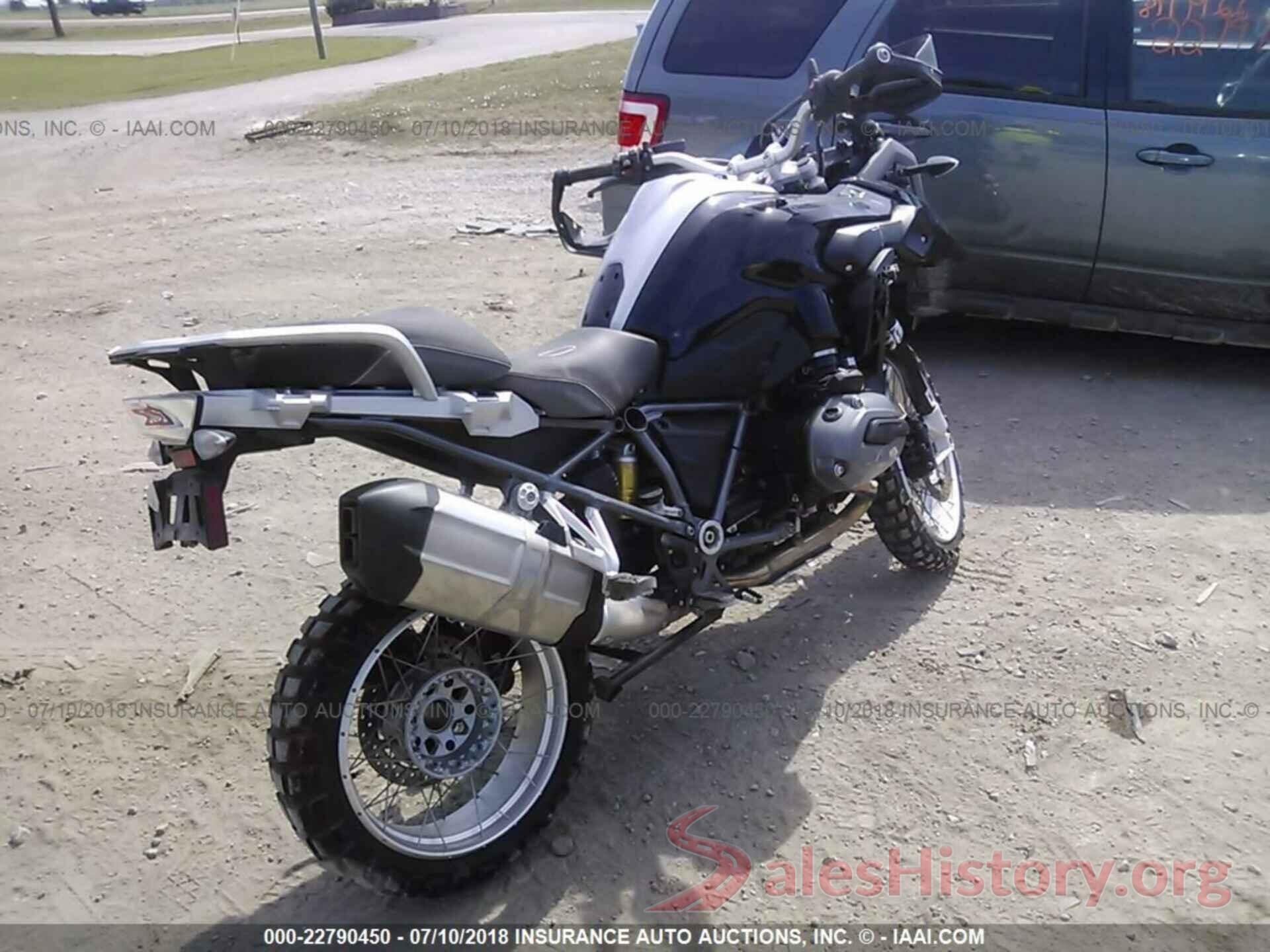 WB10A1102HZ695636 2017 Bmw R1200