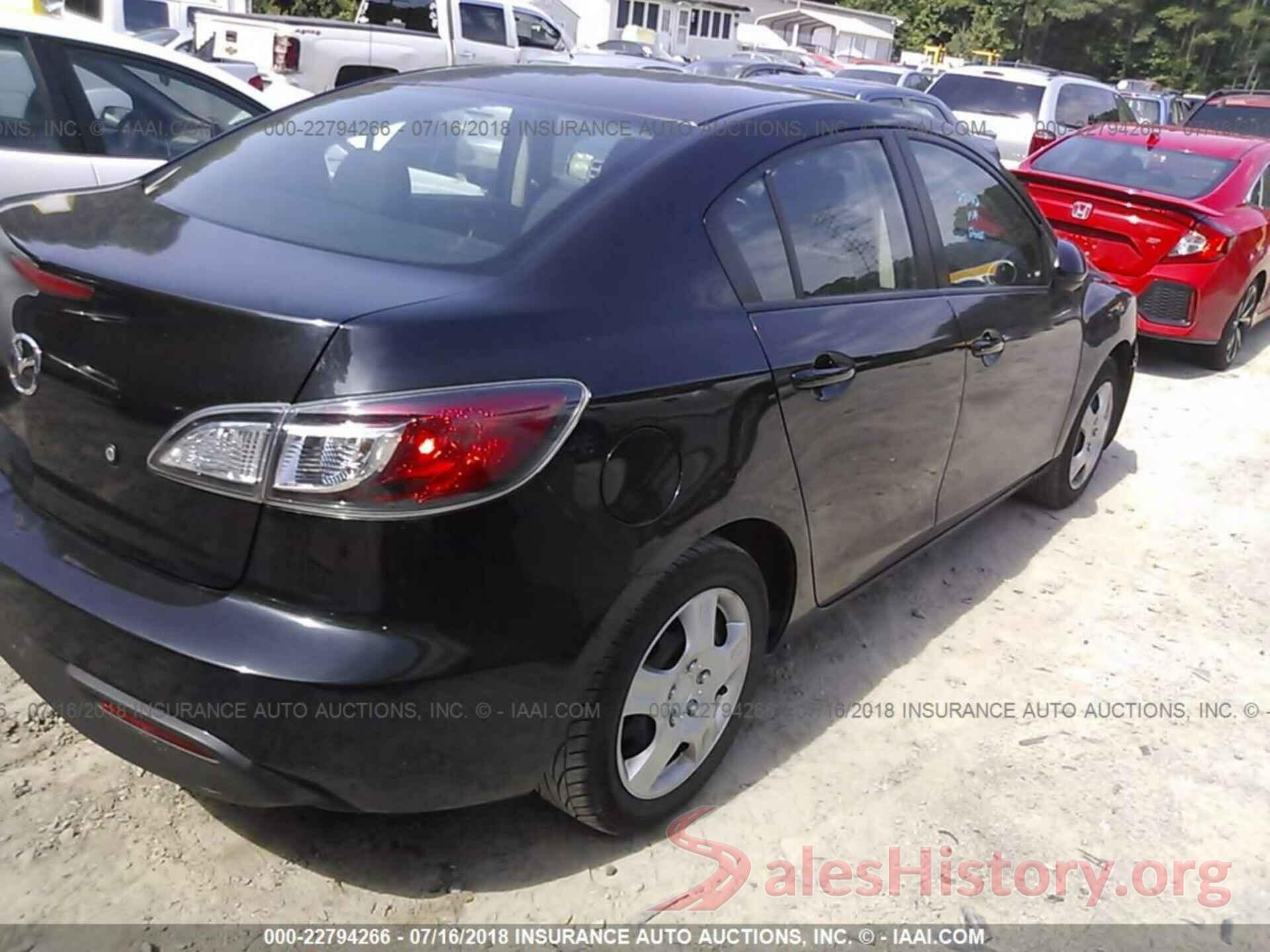 JM1BL1UFXB1399856 2011 Mazda 3