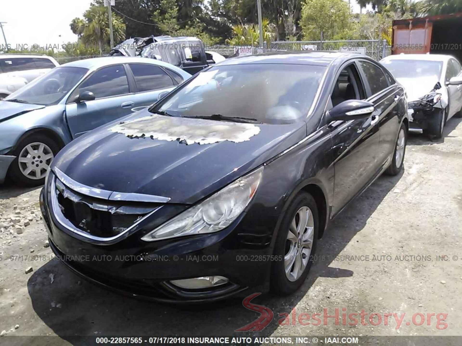 5NPEC4AC3BH304975 2011 Hyundai Sonata