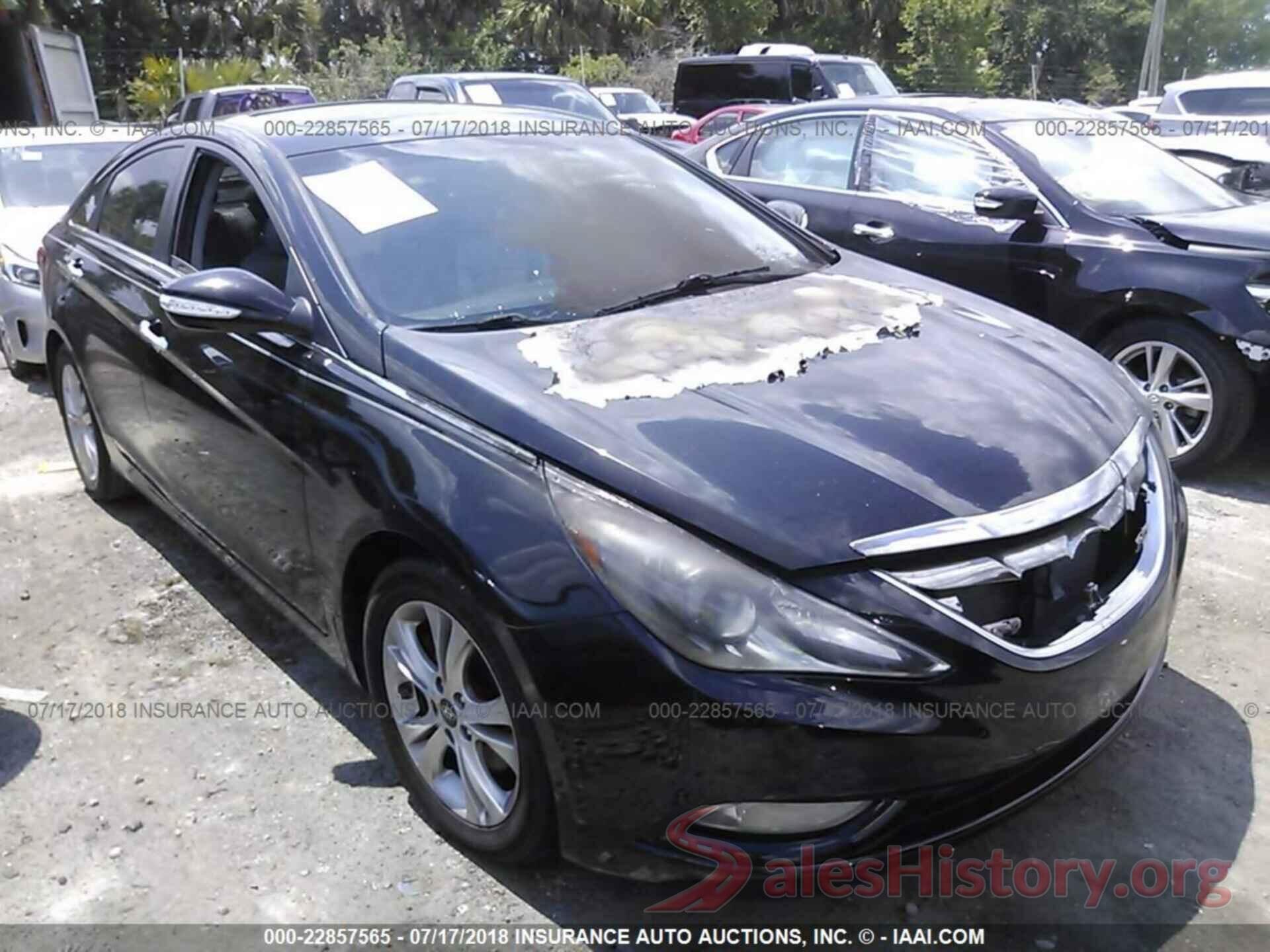 5NPEC4AC3BH304975 2011 Hyundai Sonata