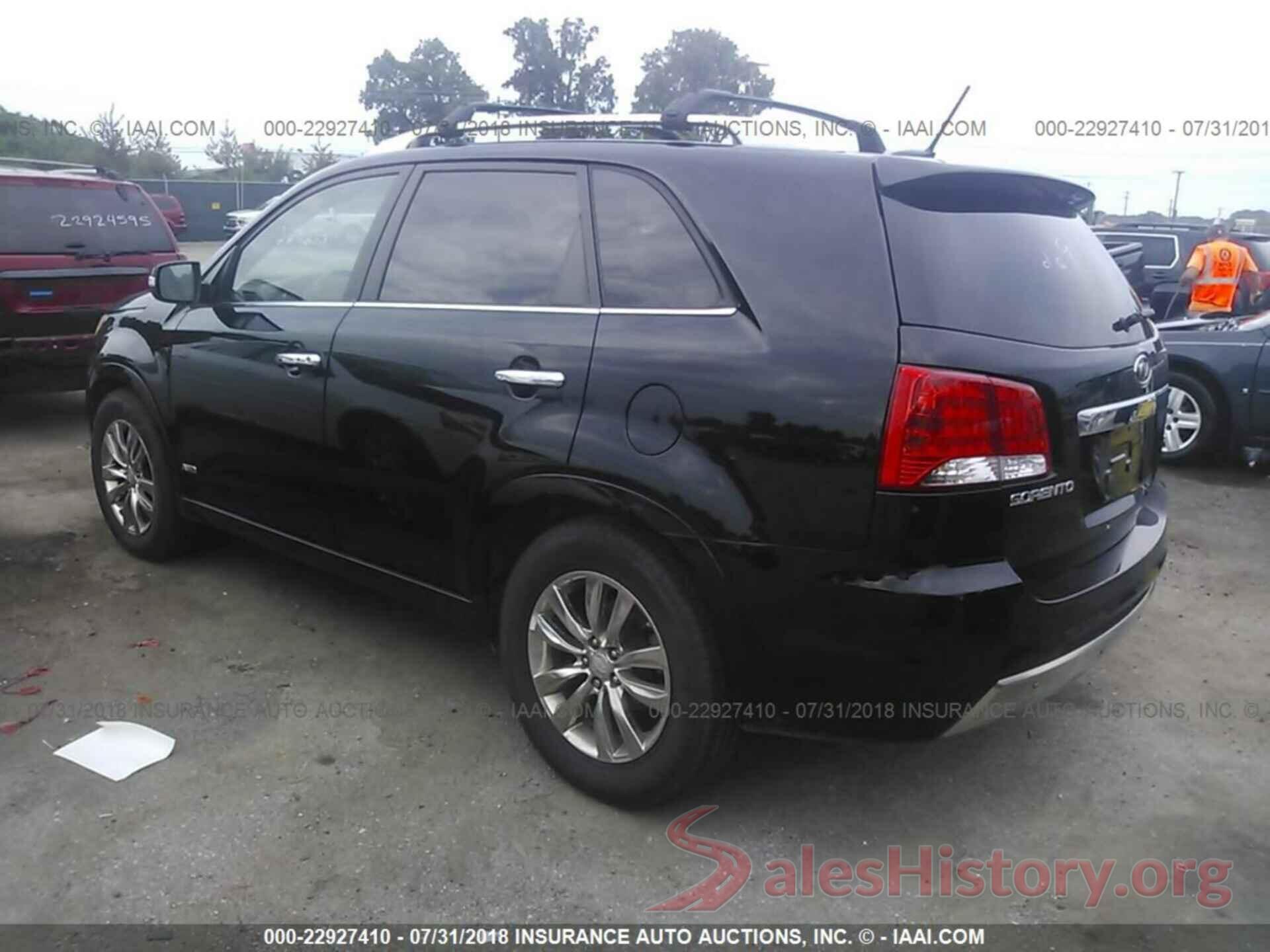 5XYKWDA22BG100774 2011 Kia Sorento