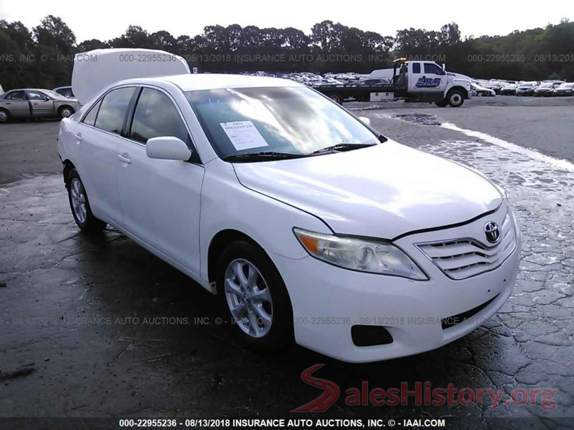 4T1BF3EKXBU595739 2011 Toyota Camry