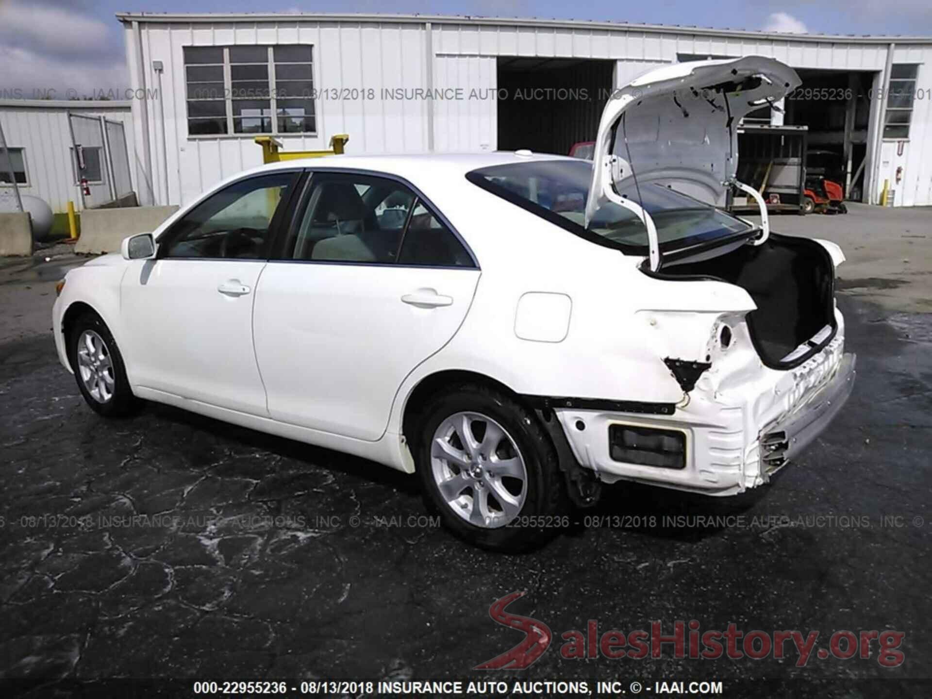 4T1BF3EKXBU595739 2011 Toyota Camry