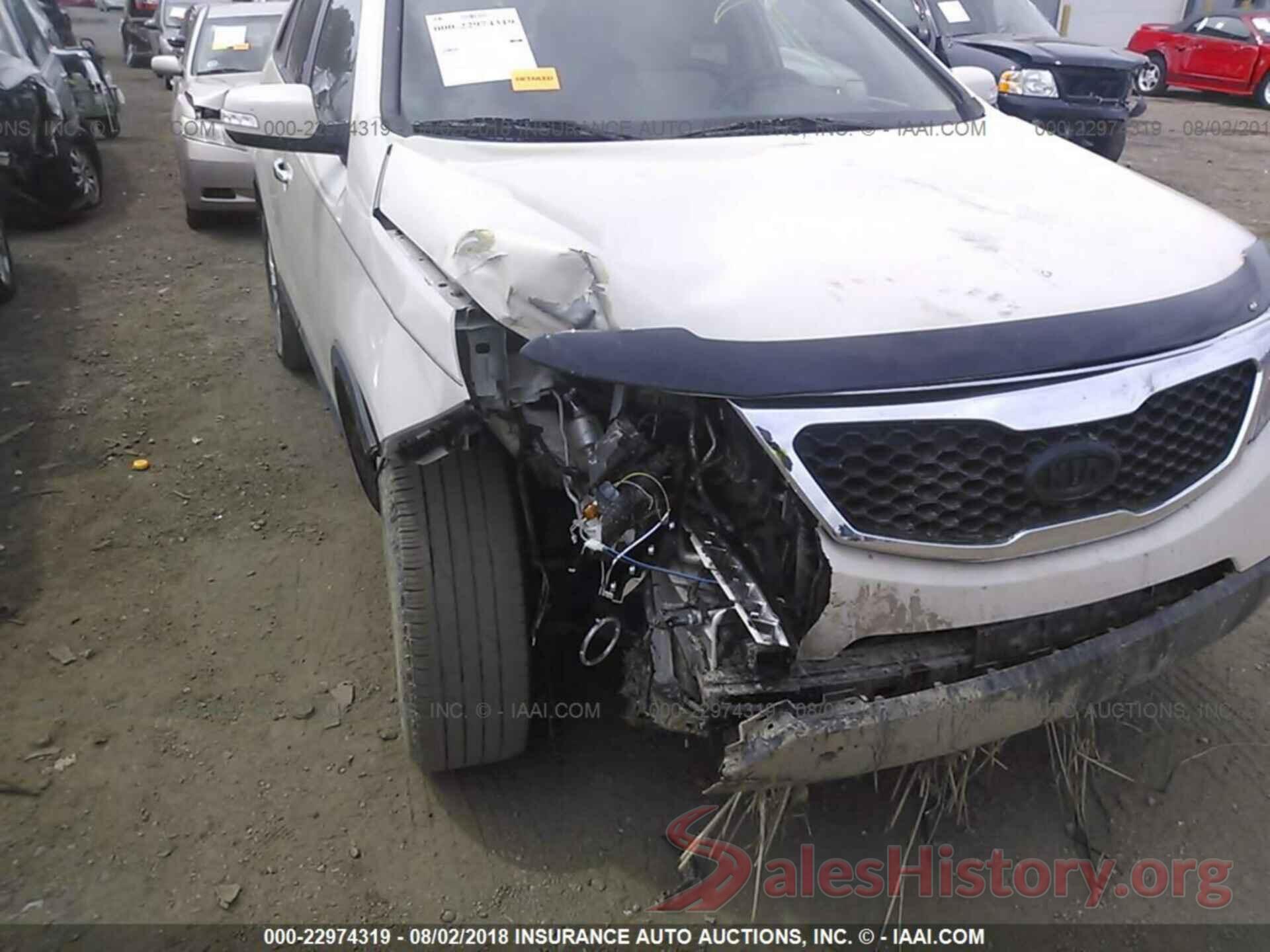 5XYKU4A2XBG005899 2011 Kia Sorento