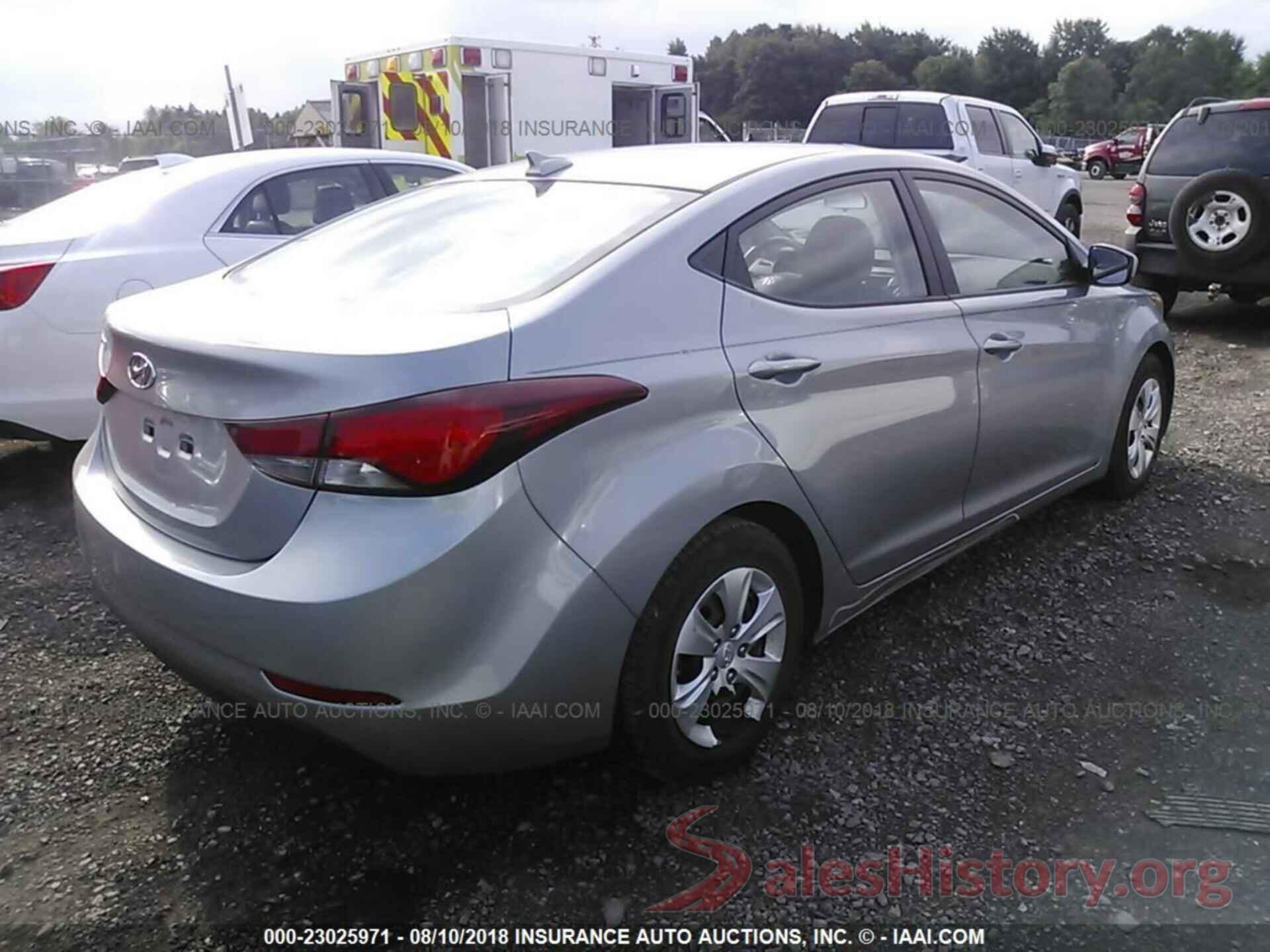 5NPDH4AE0GH673217 2016 Hyundai Elantra