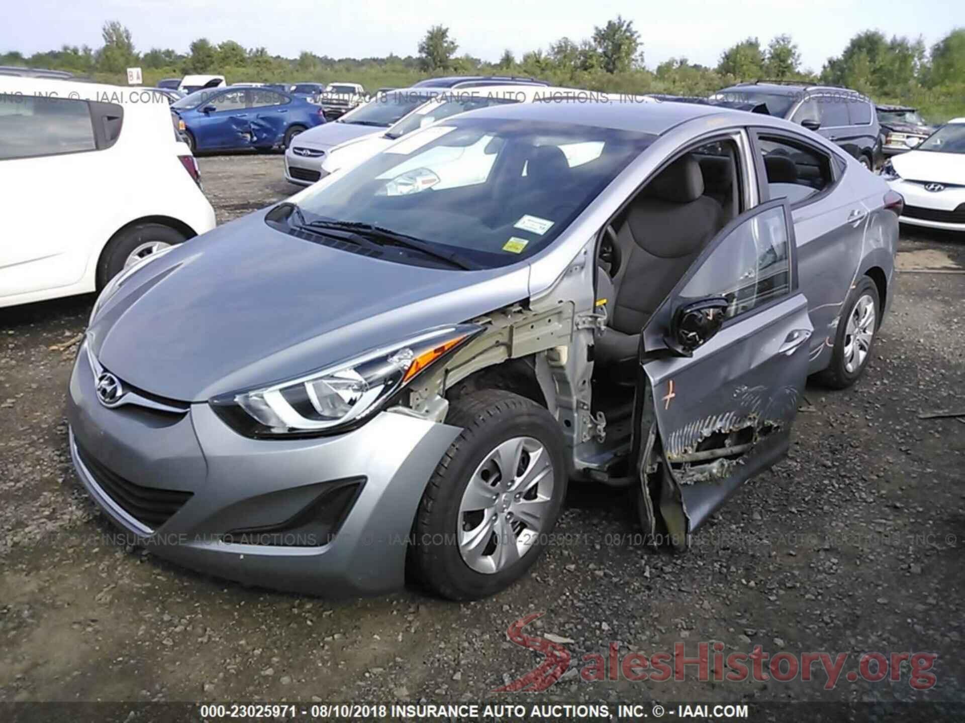 5NPDH4AE0GH673217 2016 Hyundai Elantra