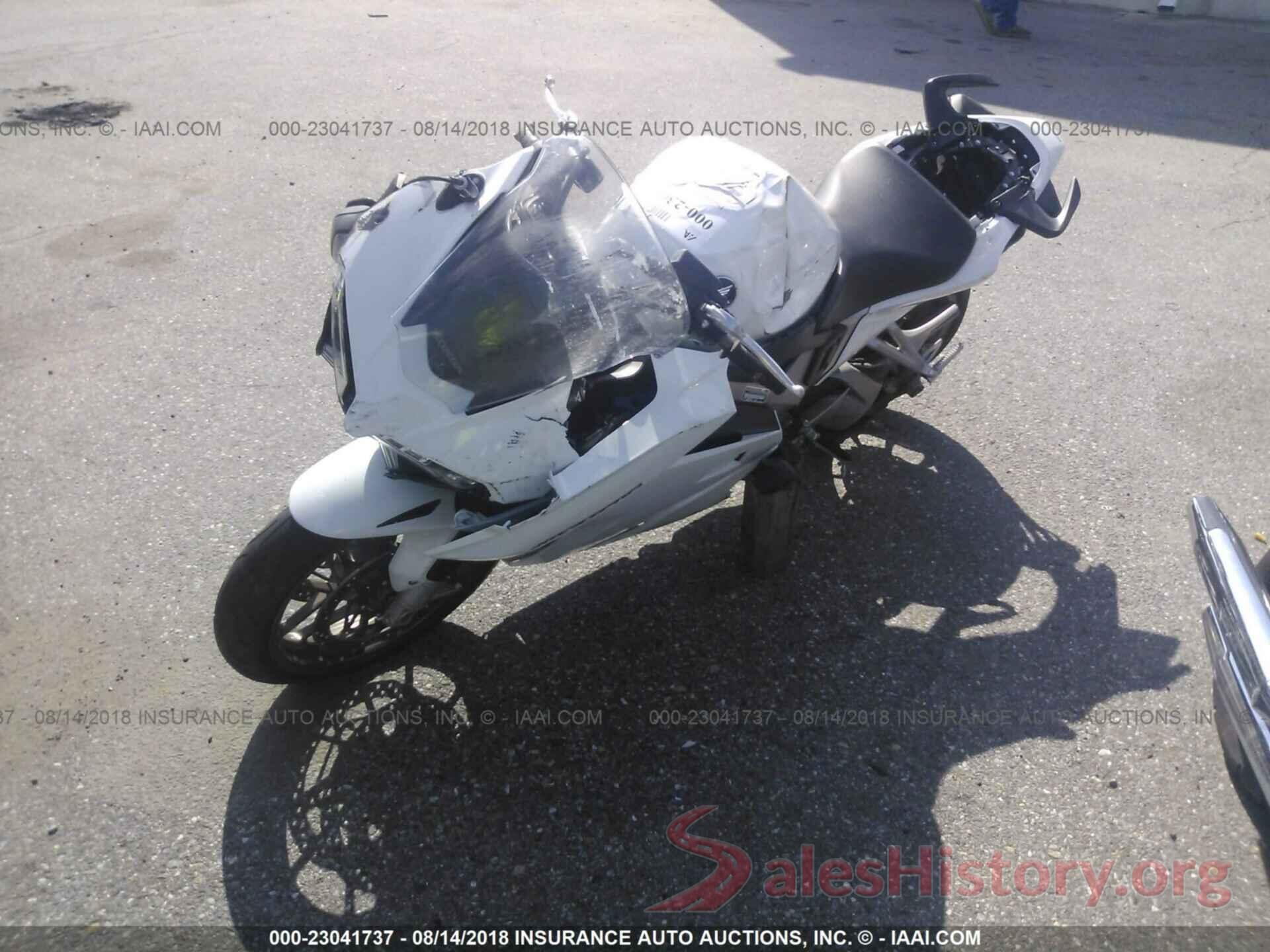 JH2RC7910EK000750 2014 Honda Vfr800