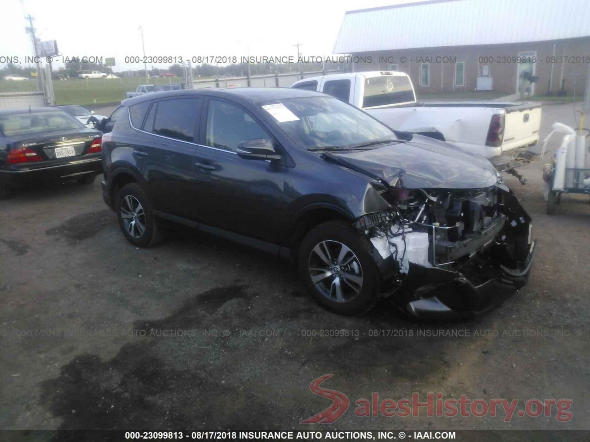 2T3WFREV1JW467992 2018 Toyota Rav4