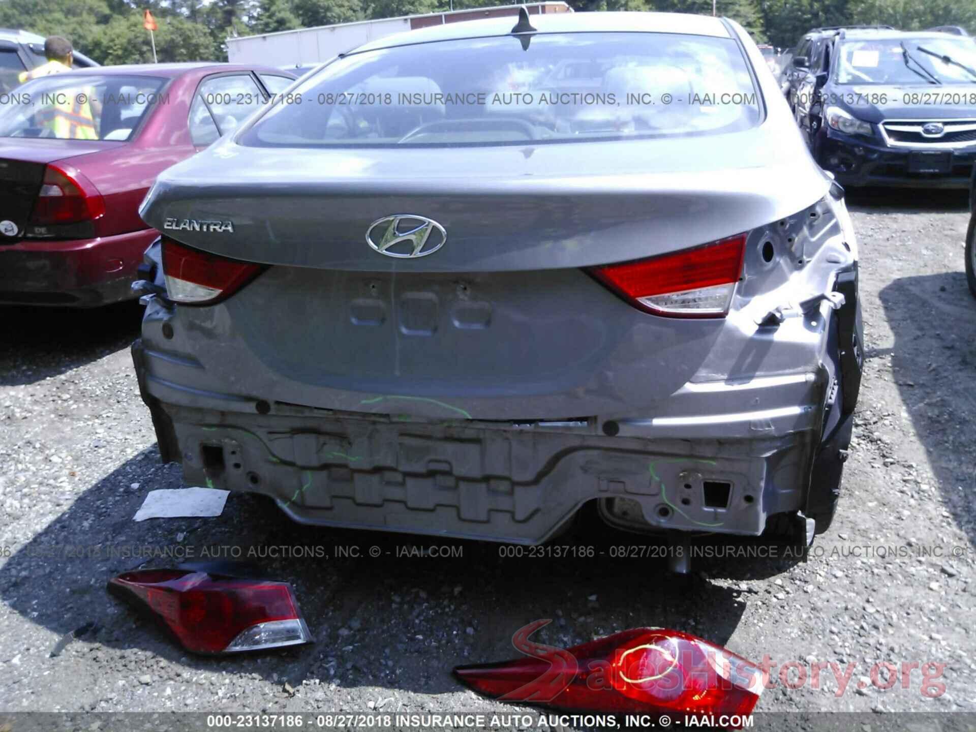 KMHDH4AE8CU422408 2012 Hyundai Elantra