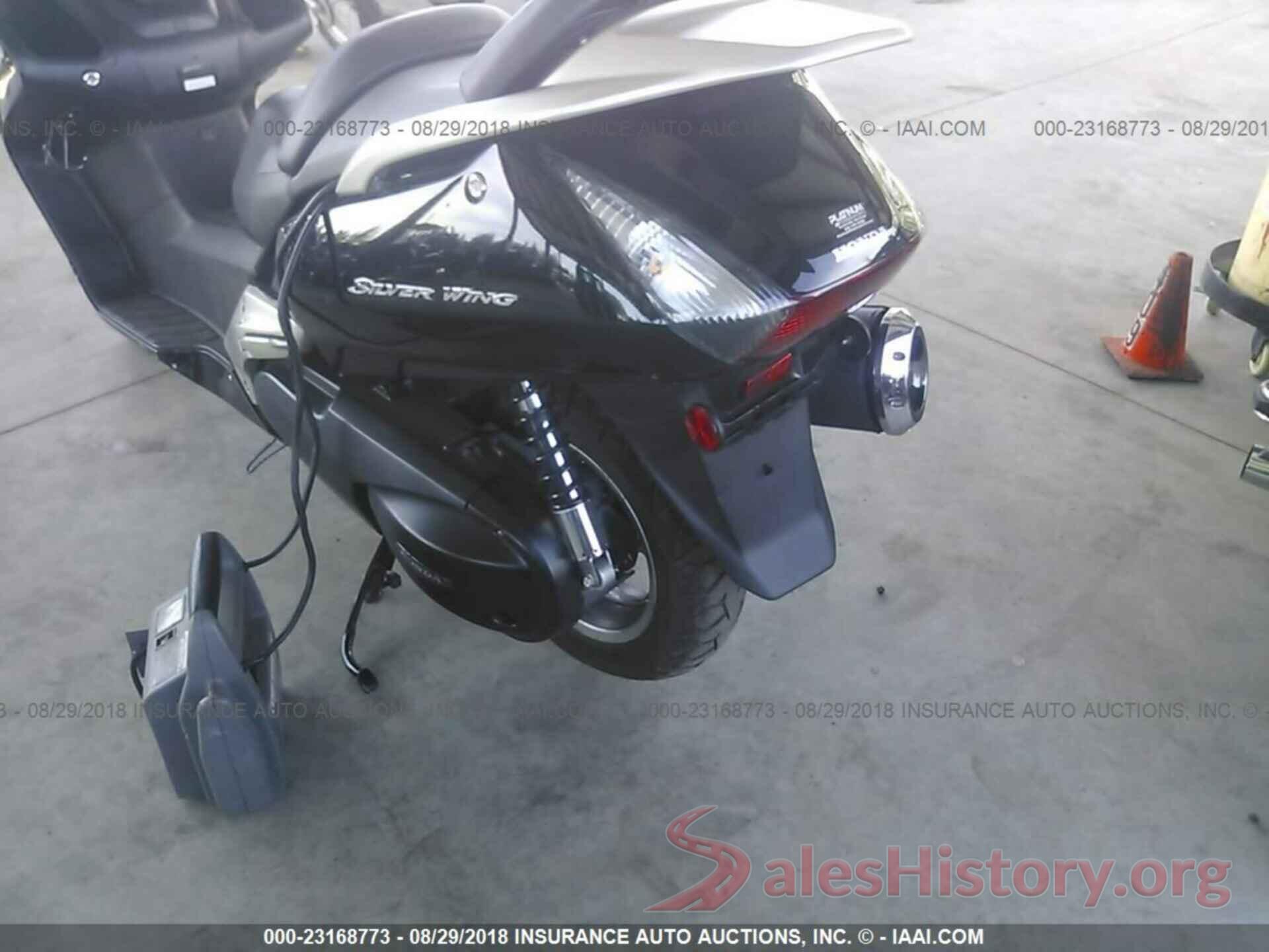 JH2PF0141CK900209 2012 Honda Fsc600