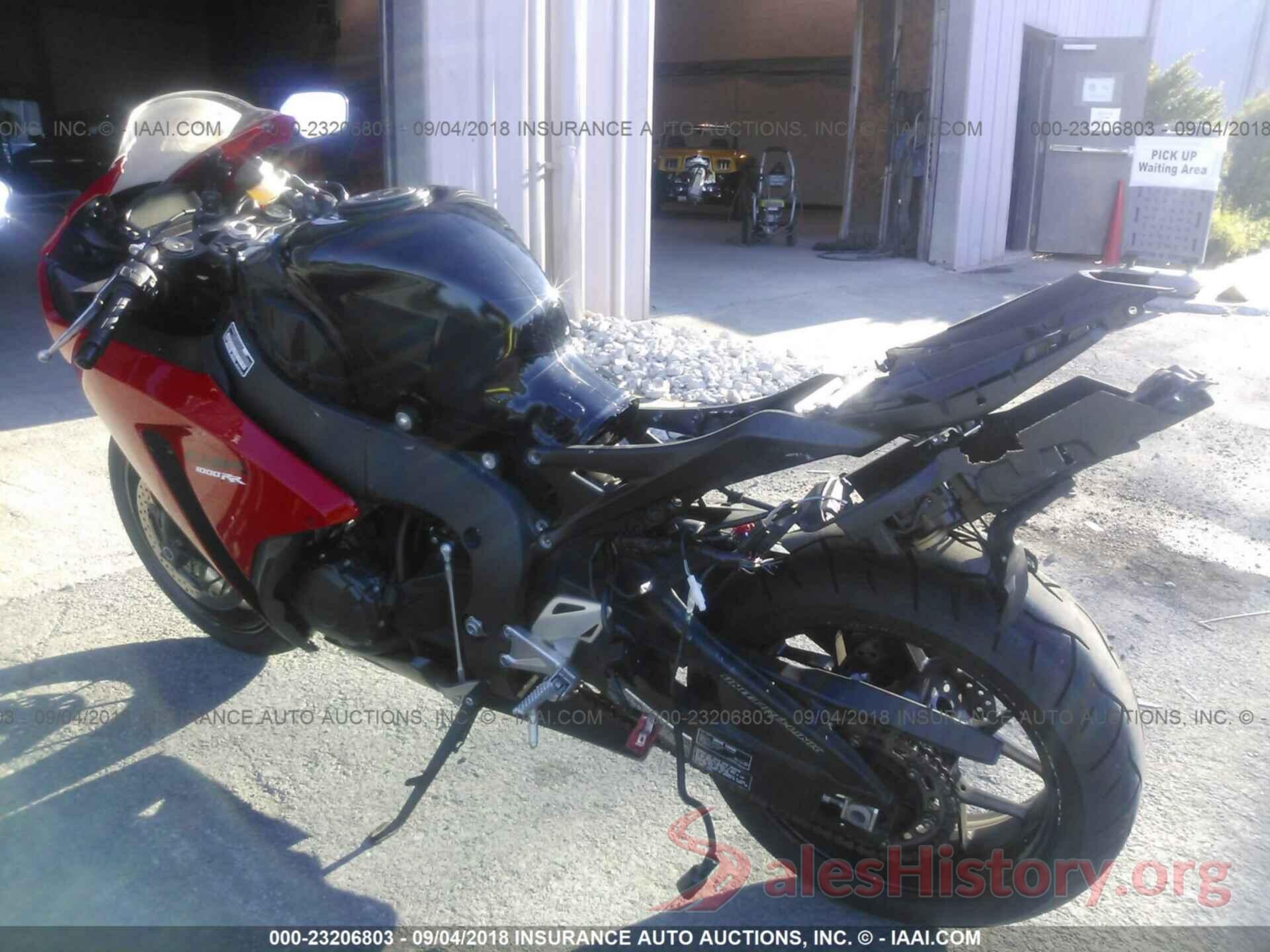 JH2SC5954FK700183 2015 Honda Cbr1000