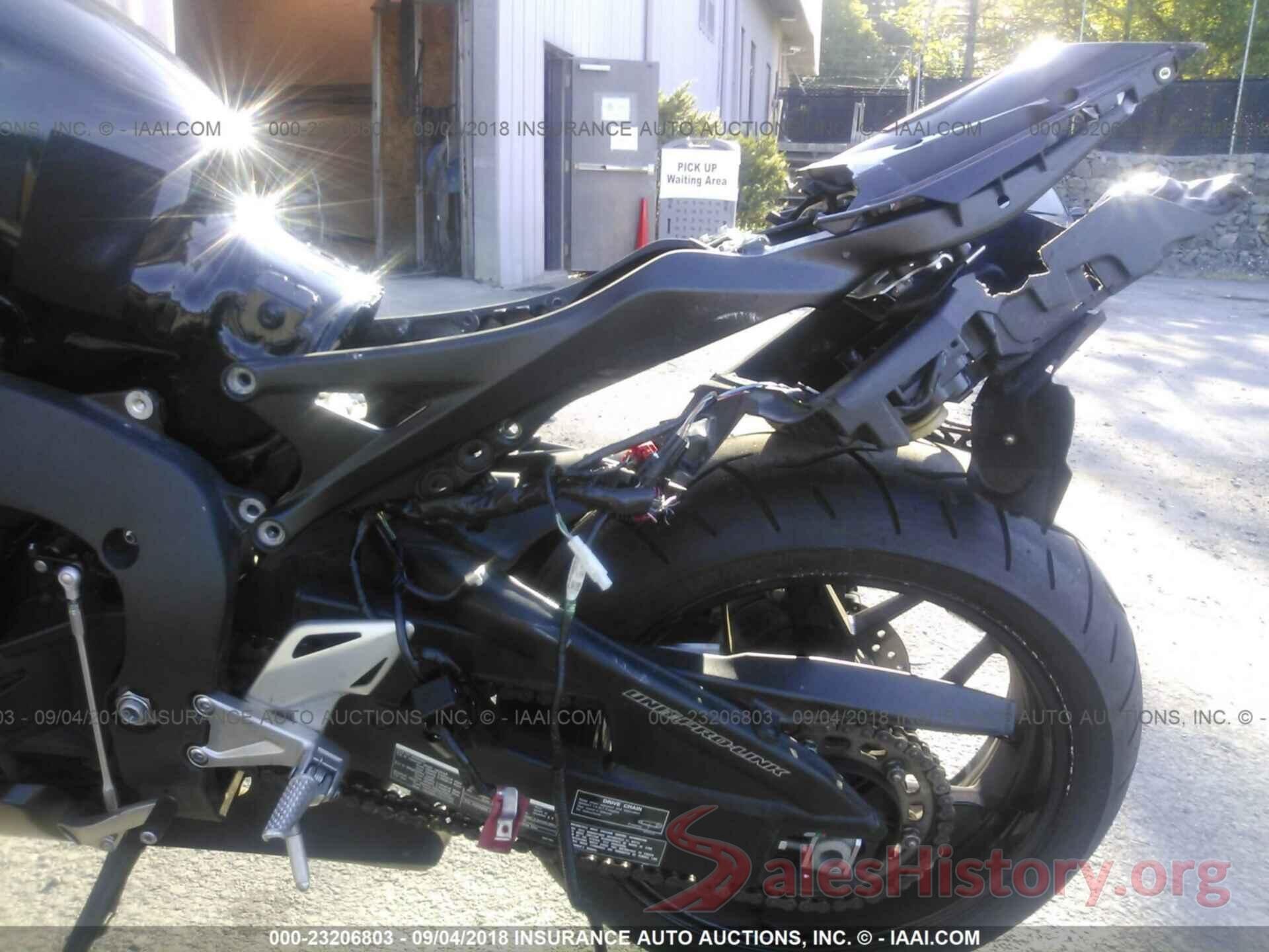 JH2SC5954FK700183 2015 Honda Cbr1000