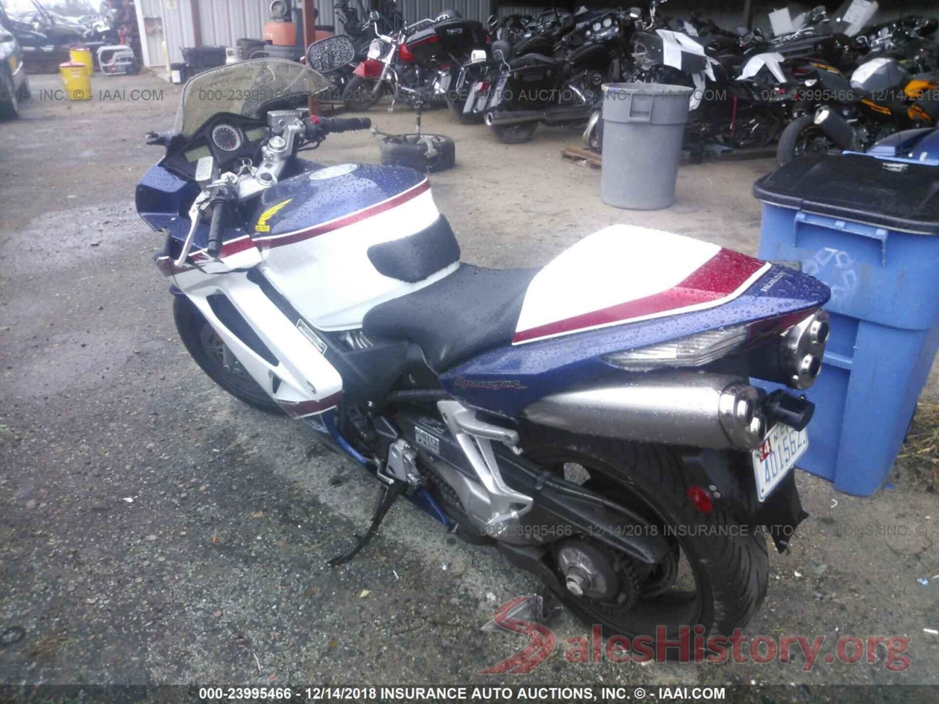 JH2RC46647M900170 2007 HONDA VFR800