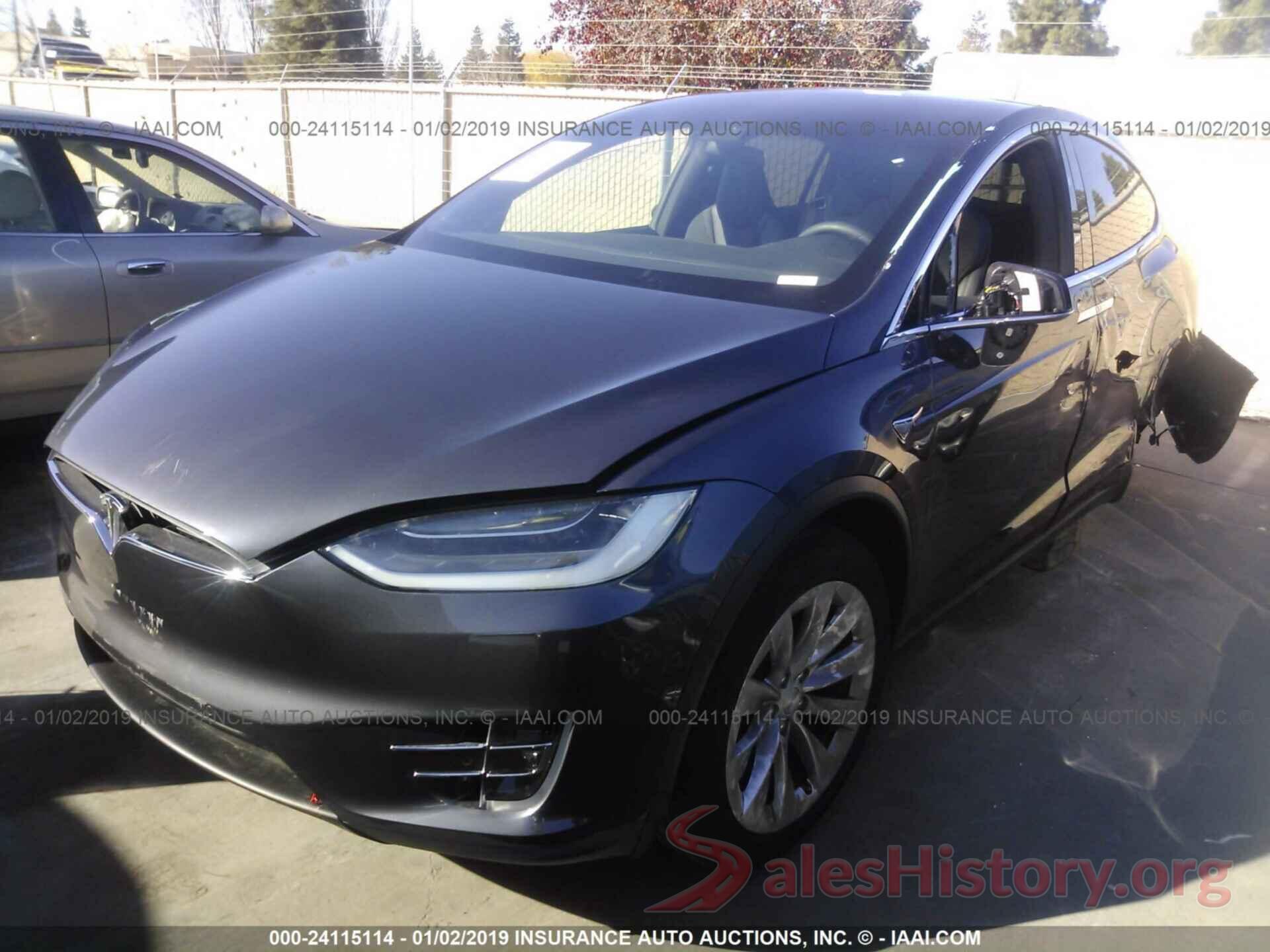 5YJXCAE21JF121127 2018 TESLA MODEL X