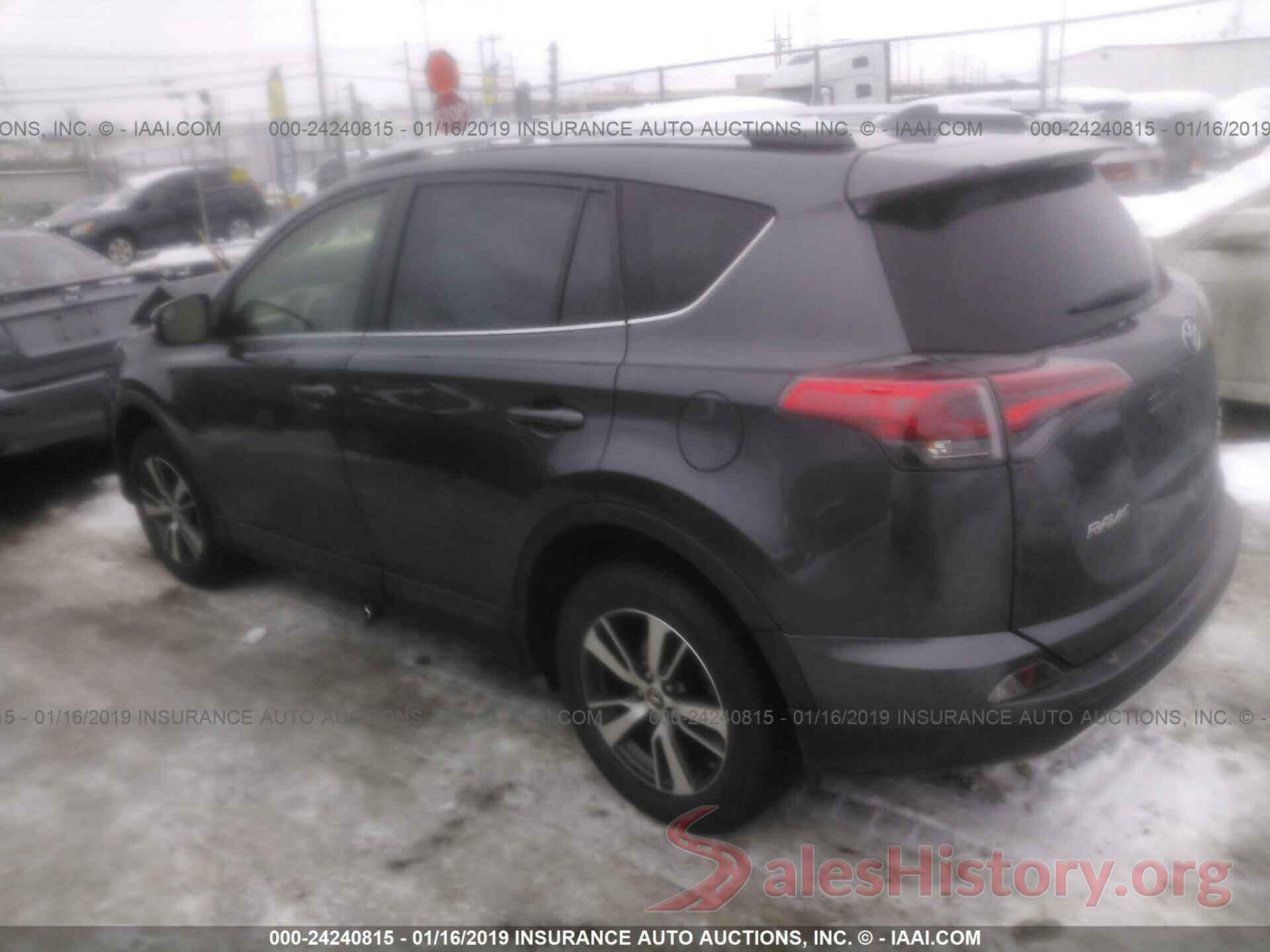 JTMRFREV3GJ080896 2016 TOYOTA RAV4